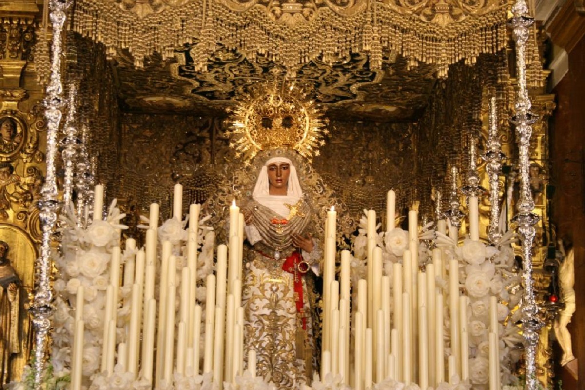 La Virgen de la Esperanza de Triana (Sevilla) volver a procesionar en esta Semana Santa 2024