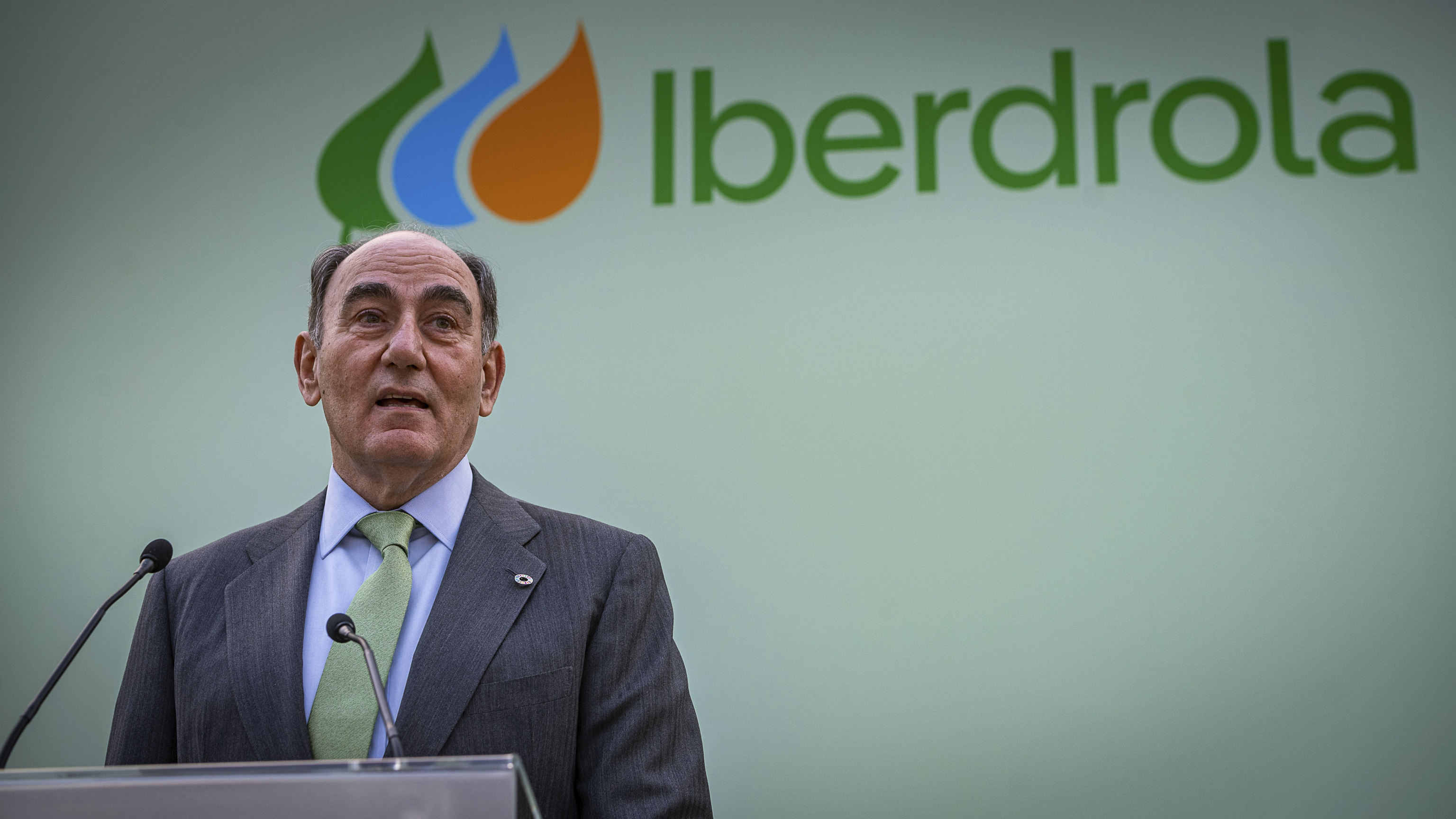 Iberdrola acusa a Repsol de «greenwashing»  y demanda a la petrolera por publicidad engañosa