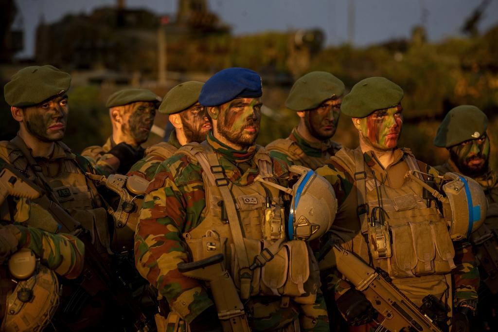 Soldados belgas en el ejercicio militar de la OTAN 'Iron Wolf 2022-II' .