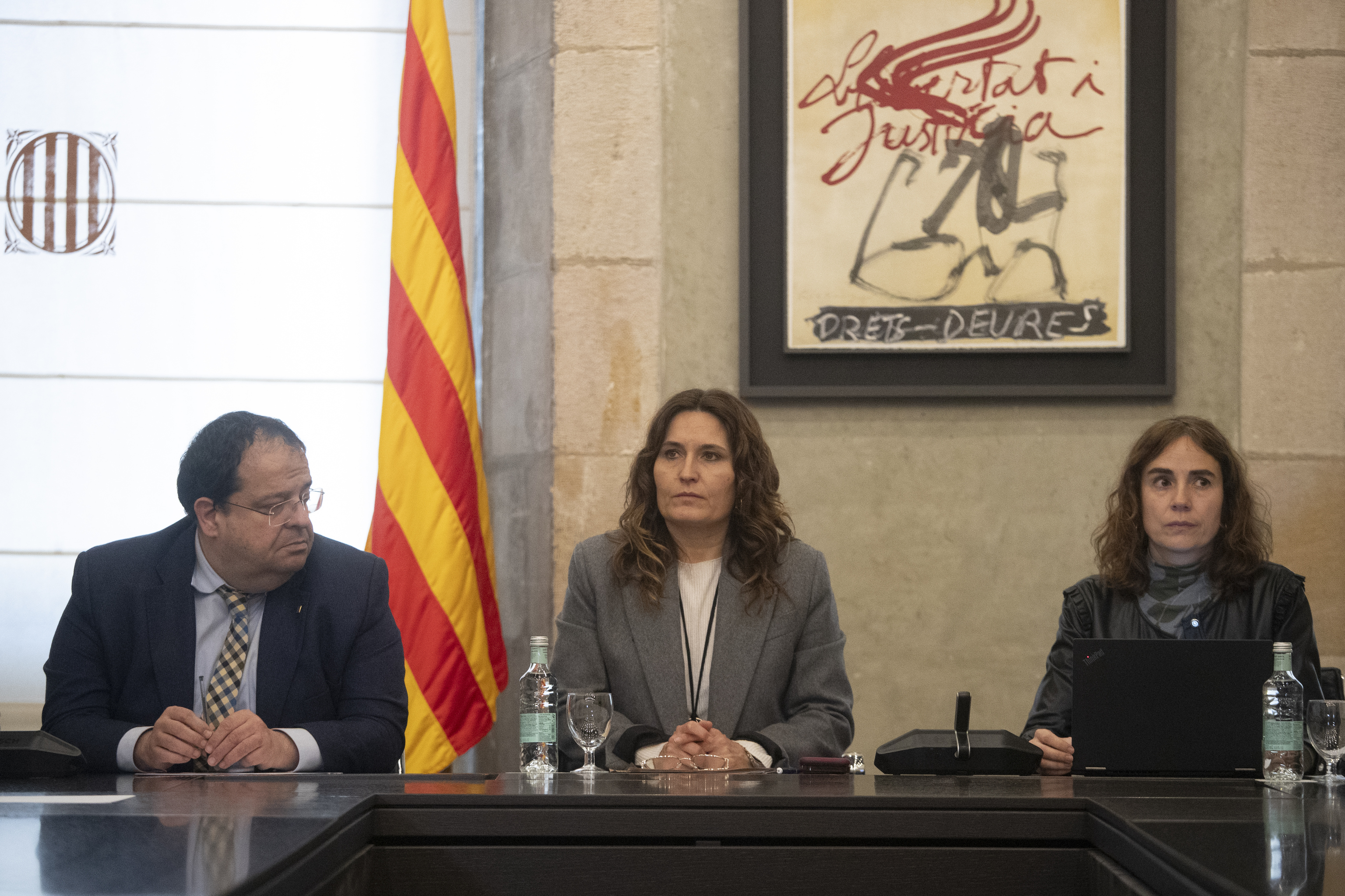 Joan Ignasi Elena (Interior), Laura Vilagr (Presidencia) y Gemma Ubasart (Justicia) ayer en la reunin del Govern