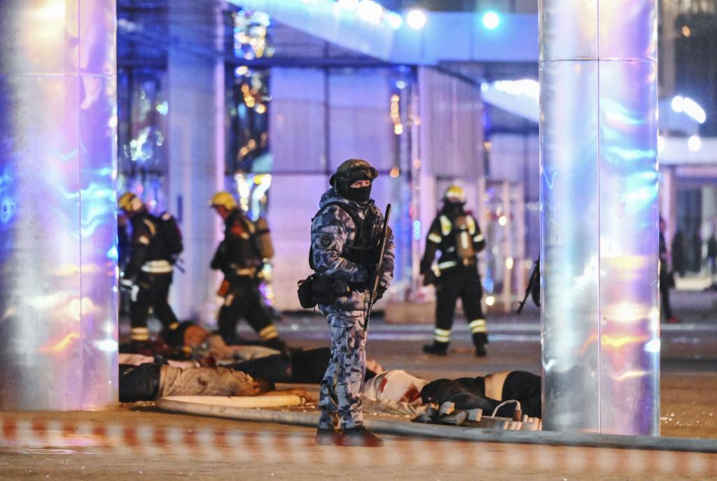 Fuerte atentado terrorista en Moscú. El estado Islámico reclamo el hecho. 