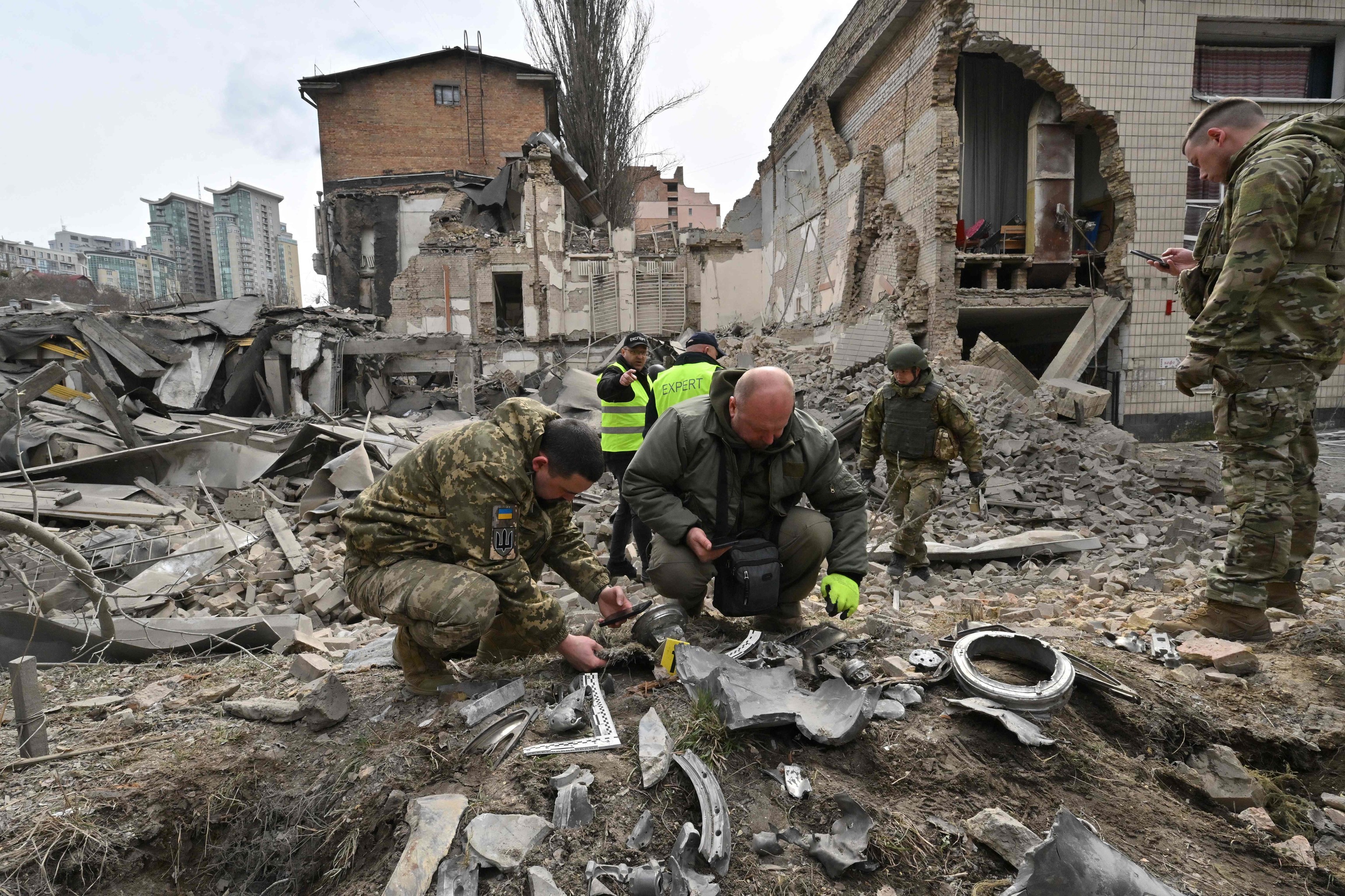 Al menos nueve heridos en Kiev en un nuevo ataque con misiles balísticos rusos desde la Crimea ocupada