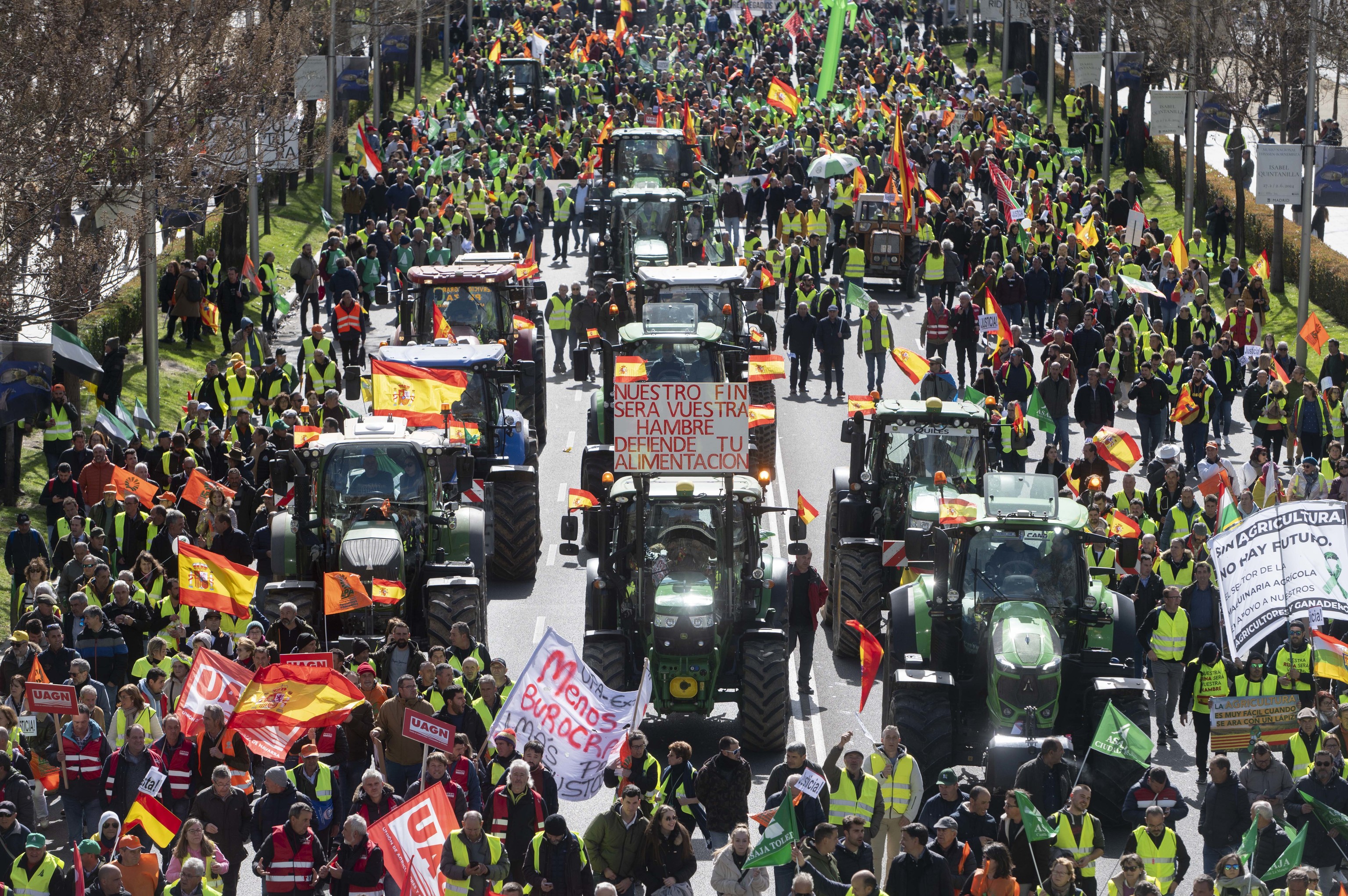 Manifestacin de agricultores y tractores en el Paseo de la Castellana, en Madrid, el pasado 26 de febrero.