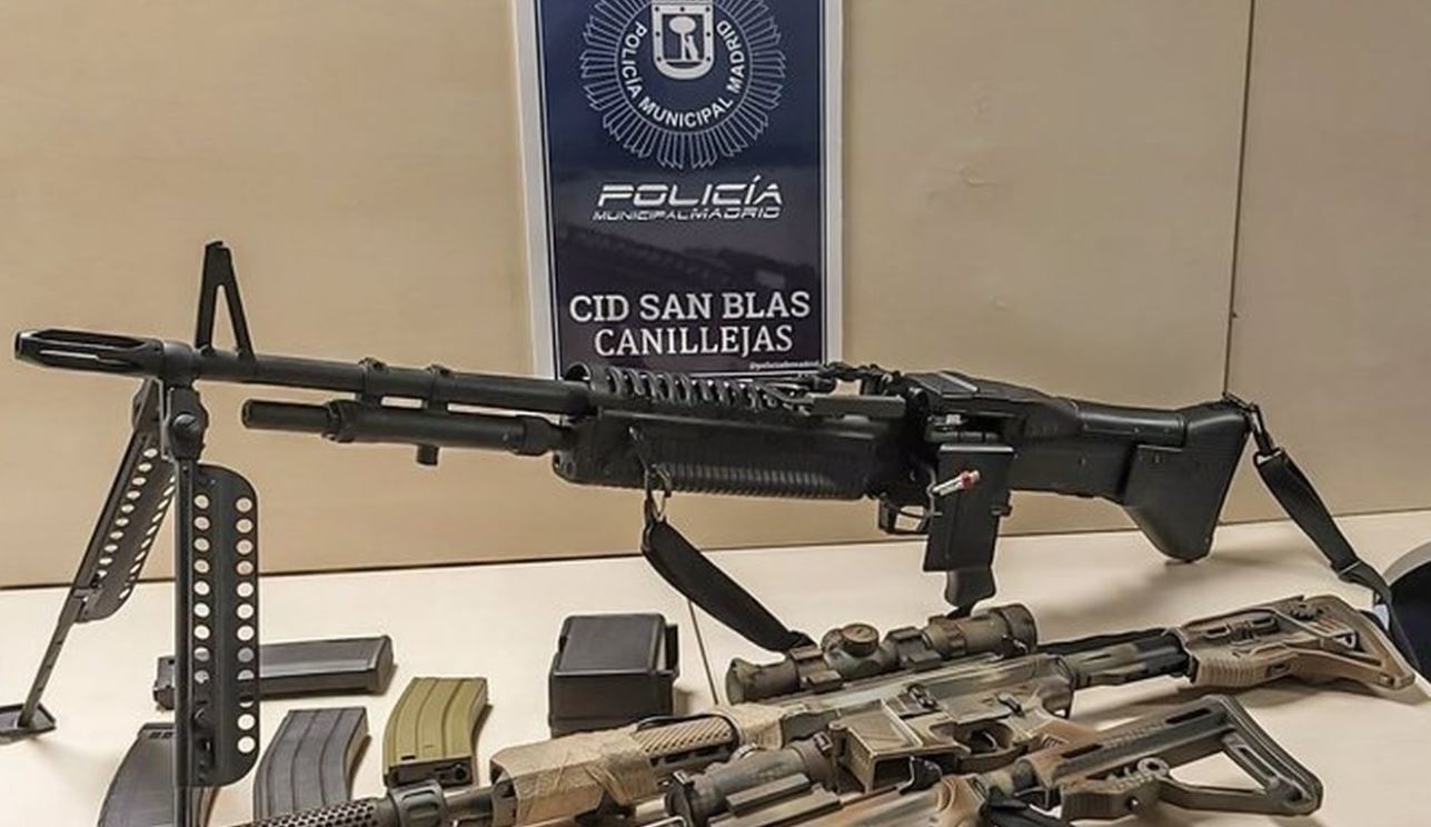 Los rifles requisados por la Polica Municipal de Madrid en San Blas.