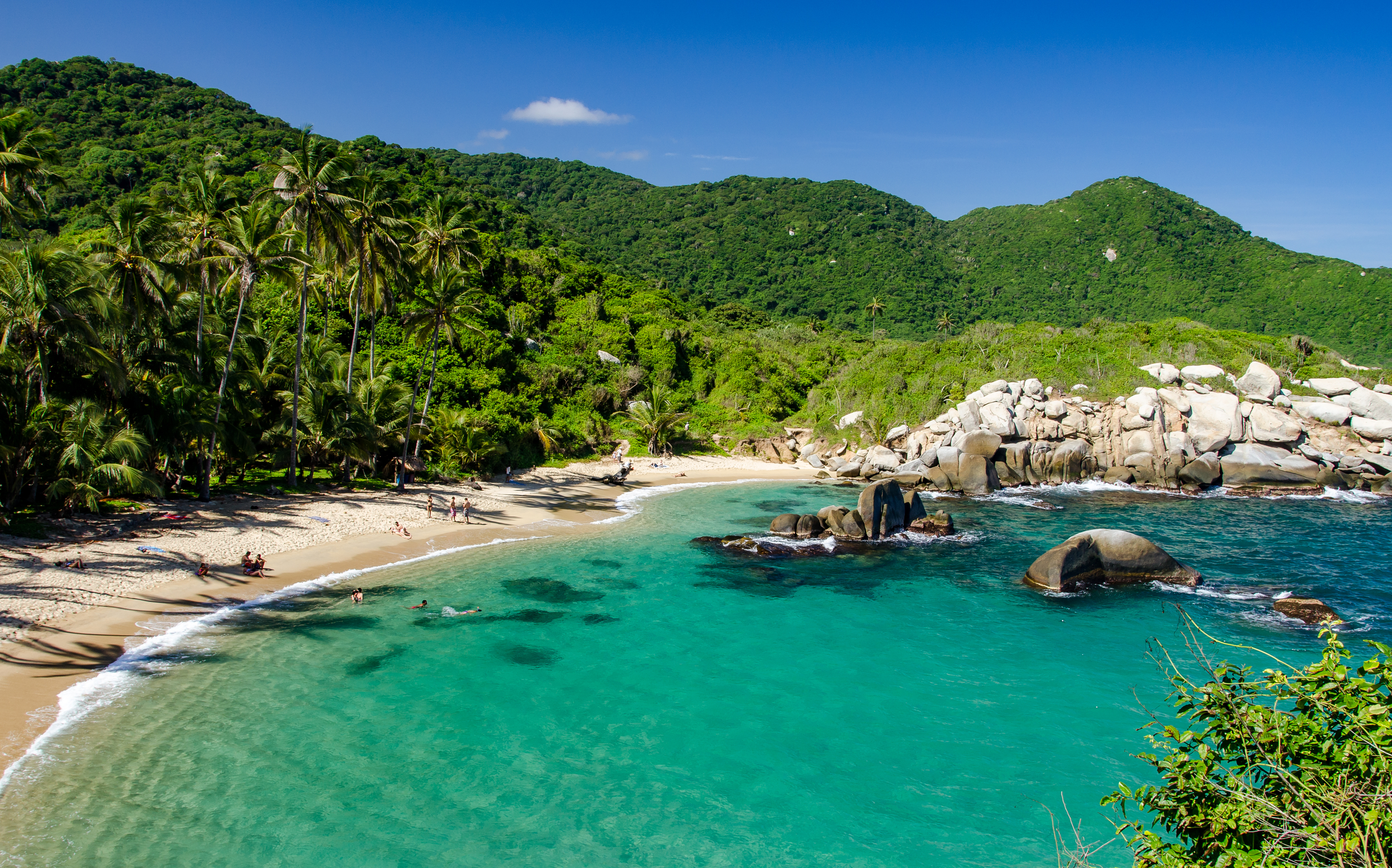 Parque Tayrona, el paraíso escondido del Caribe colombiano con la única playa nudista del país | América