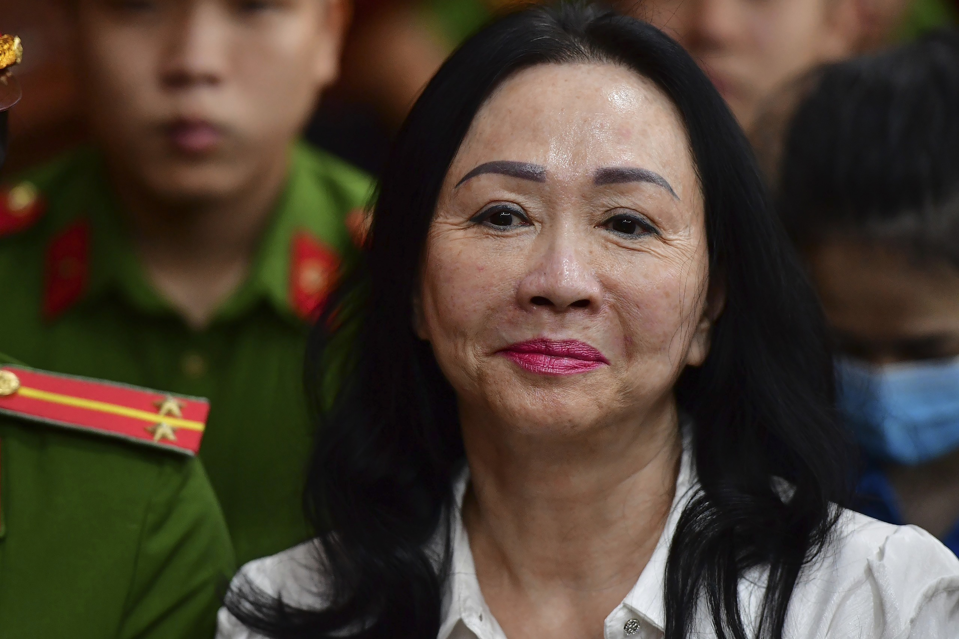 Condenan a muerte a una empresaria por uno de los mayores casos de corrupción en Vietnam