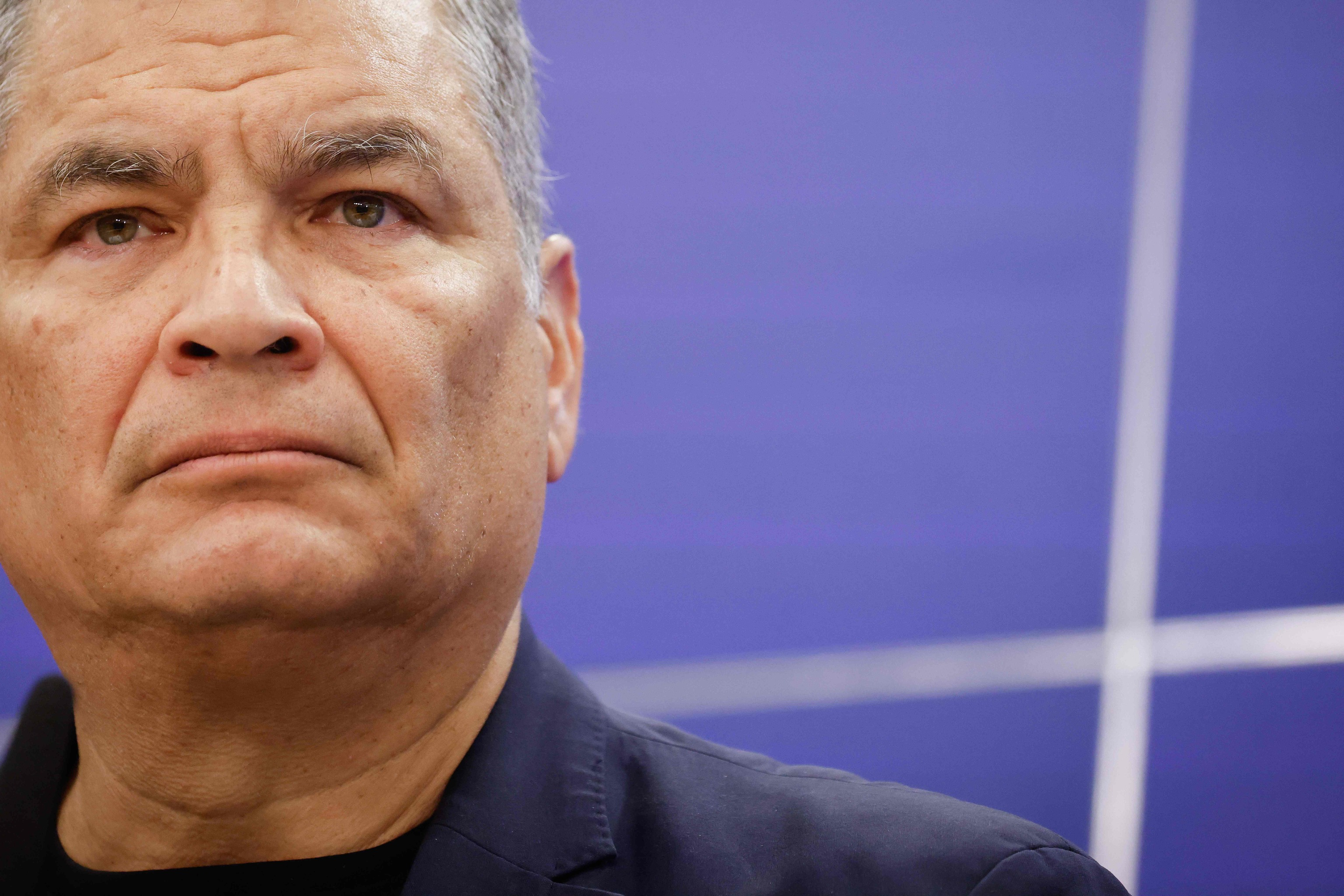 La ministra de Trabajo de Ecuador denuncia por traición a la patria al ex presidente Rafael Correa