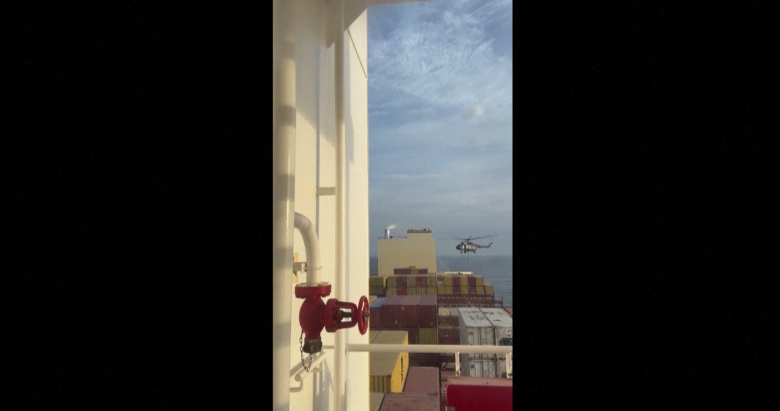 Captura de vídeo del buque portacontenedores MSC Aries.