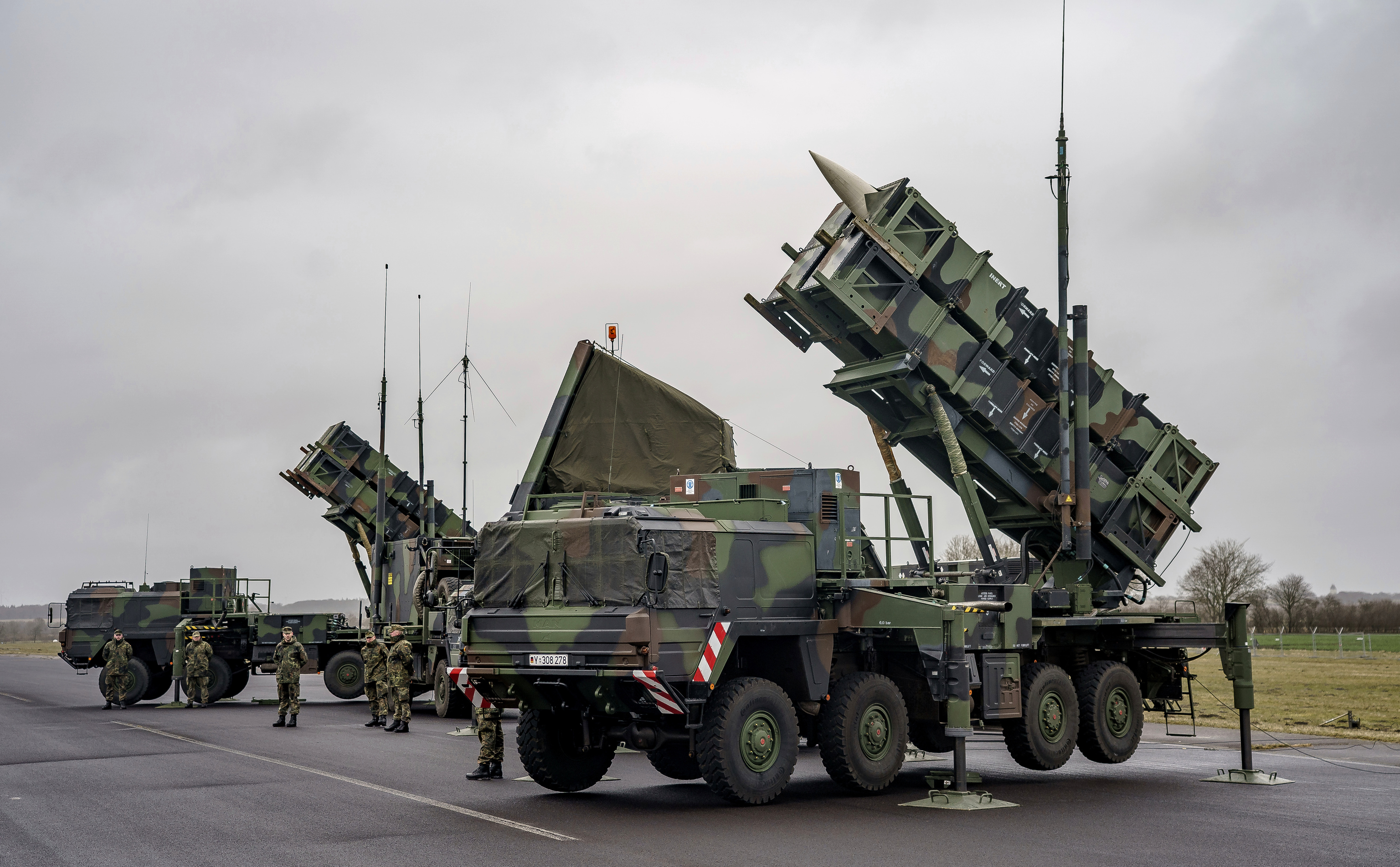Sistemas de defensa anti misiles Patriot alemanes cedidos a Ucrania.