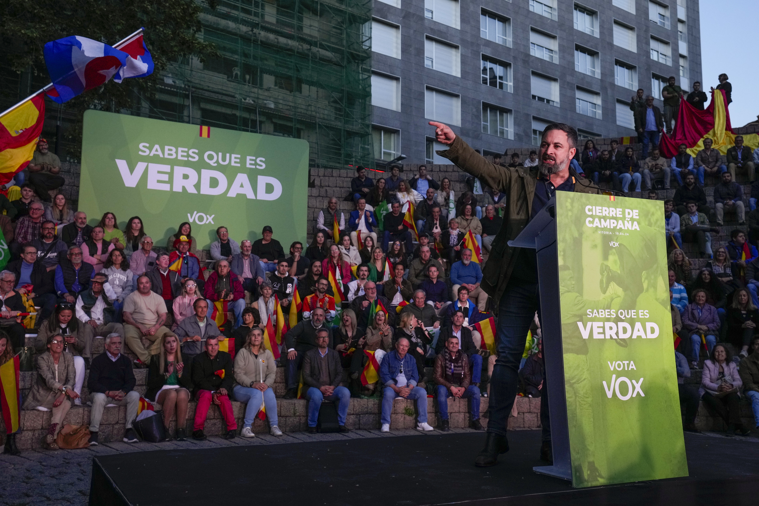 Santiago Abascal, ayer en el mitin de cierre de campaa de Vox en Vitoria.