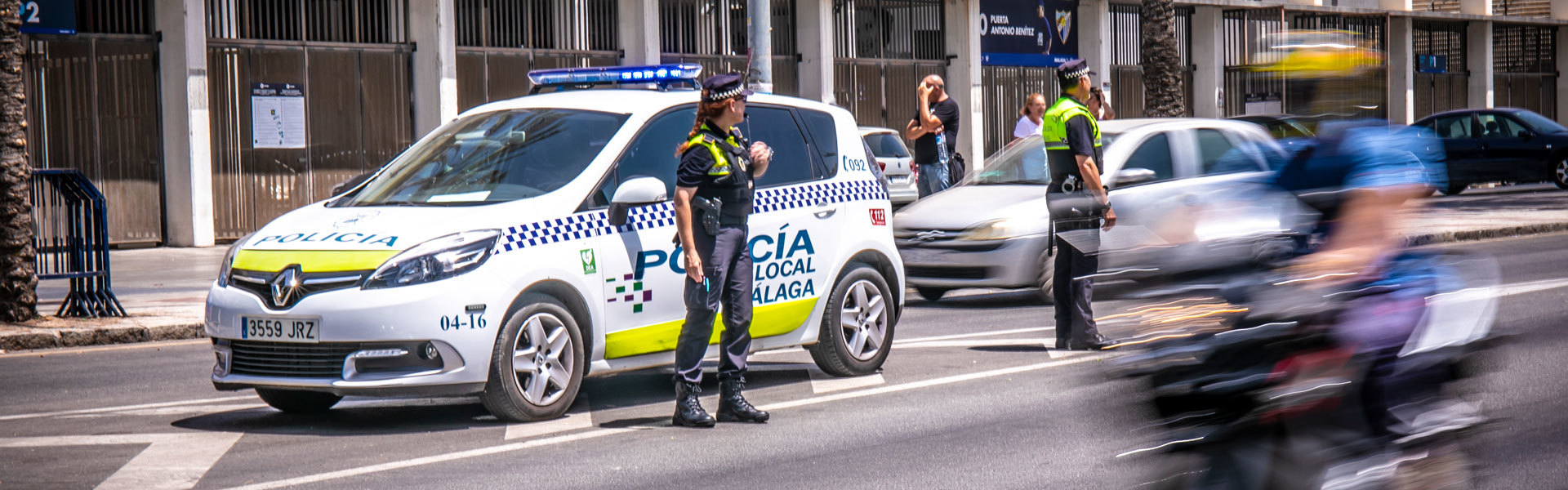 Investigan al conductor de un autobús escolar que superó nueve veces la tasa de alcoholemia permitida