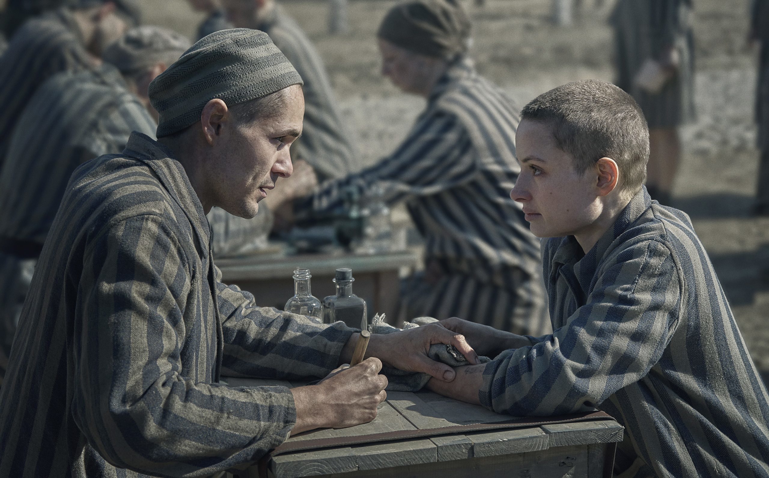 Lali Y Gita Amor A Primer Tatuaje En Auschwitz Su Historia Fue Una Lali Y Gita Amor A Primer Tatuaje En Auschwitz Su Historia Fue Una