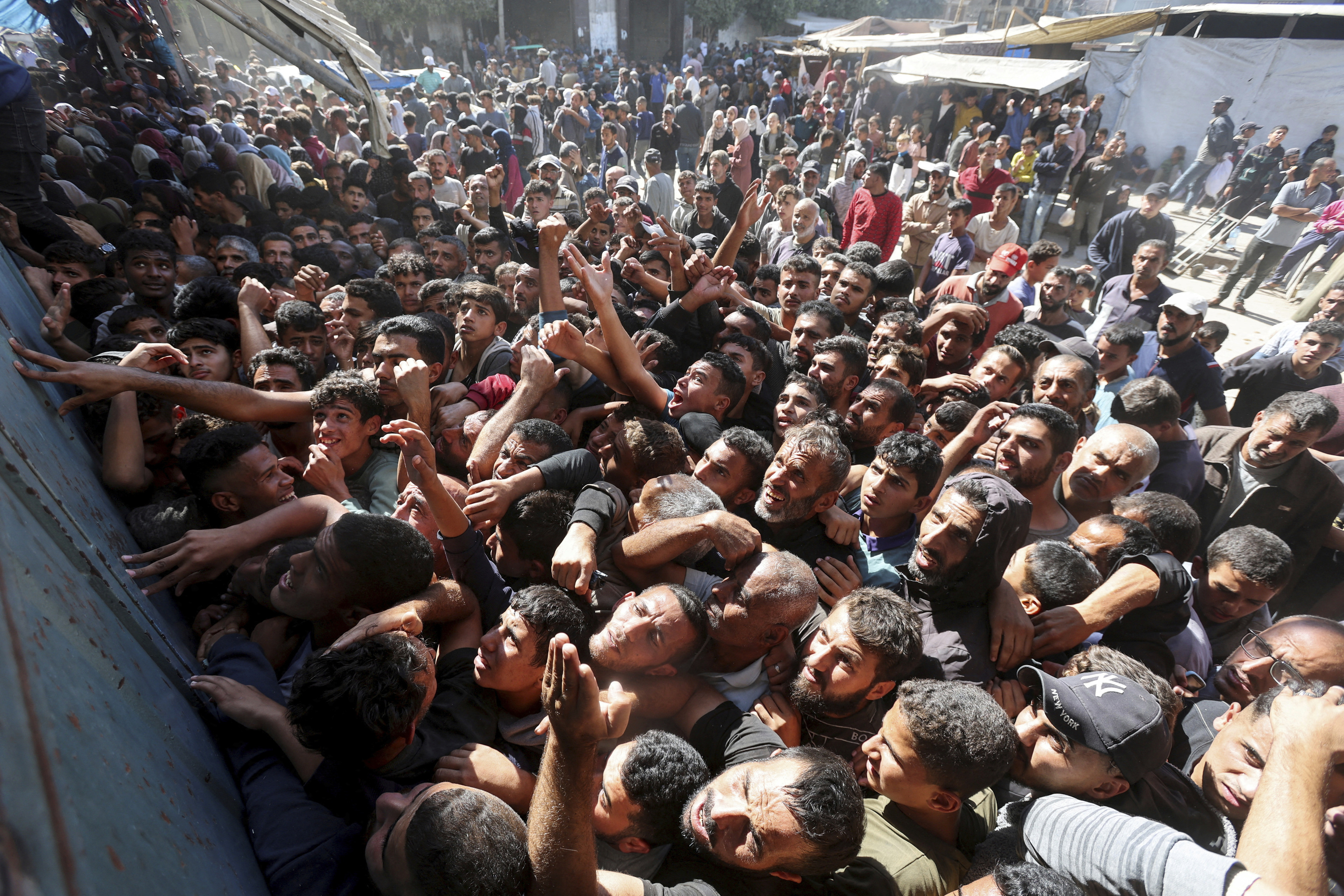 Funcionarios palestinos dicen que ataques israelíes dejan 22 muertos en ...