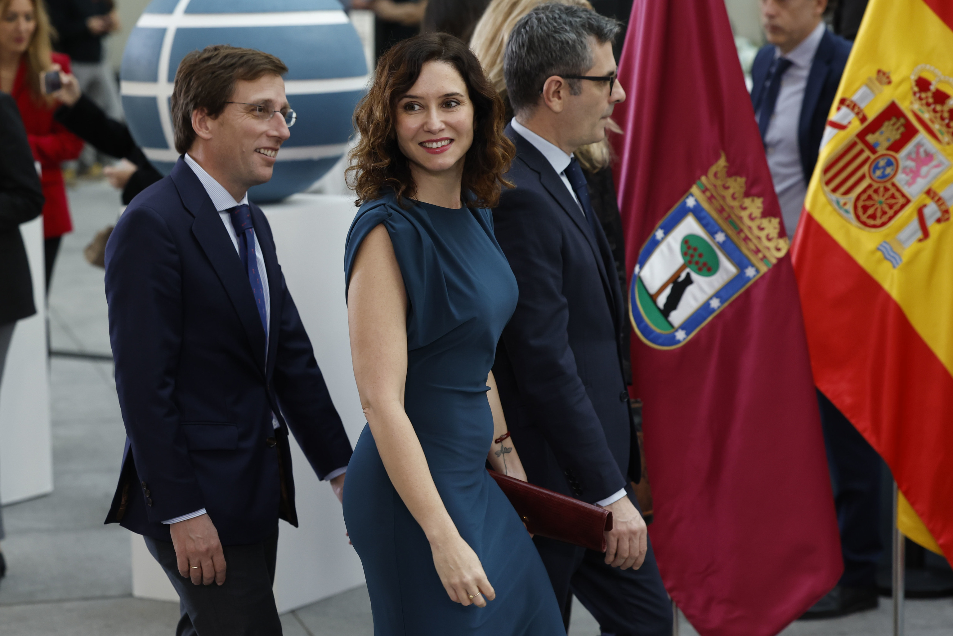 El Gobierno de Ayuso se prepara para un 2025 de colisión continua con ...