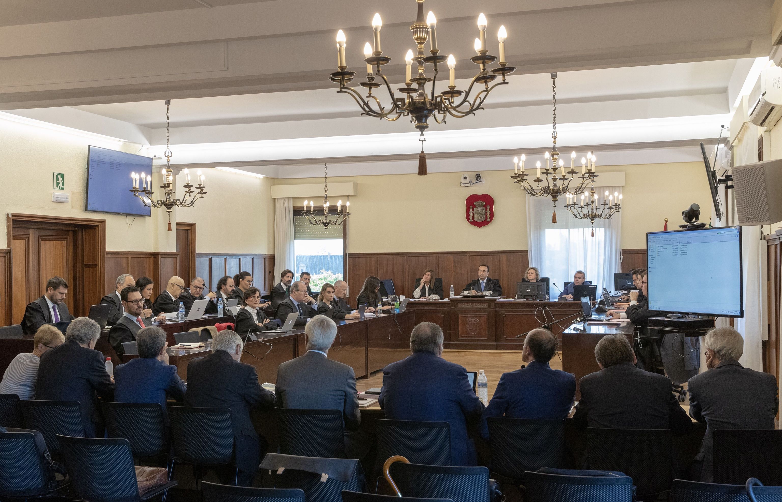 El juez archiva una pieza de los ERE por ayudas y préstamos por valor de 3 millones y tres ex altos cargos quedan exonerados