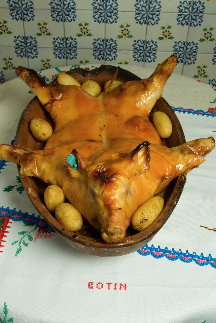 El famoso cochinillo asado de Botín.