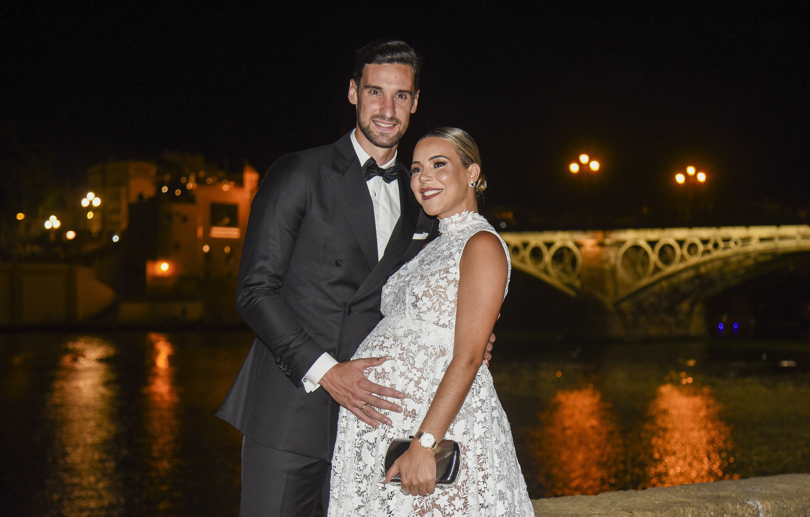 El futbolista Sergio Rico y su mujer sufren un violento robo en su casa de Sevilla