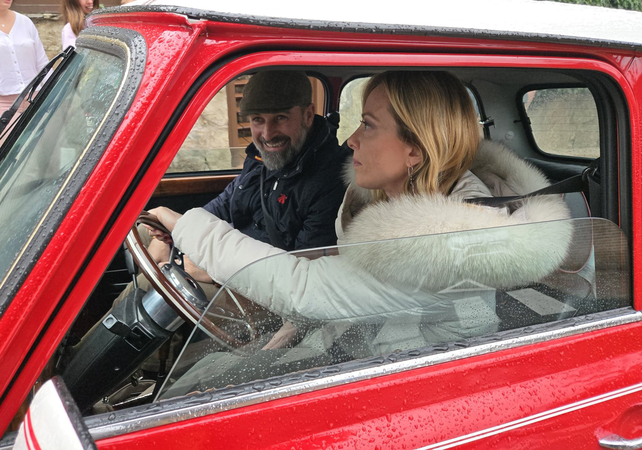 Vox marca distancias con Trump meses después que sus aliados europeos y cuida a Meloni tras caer Orban