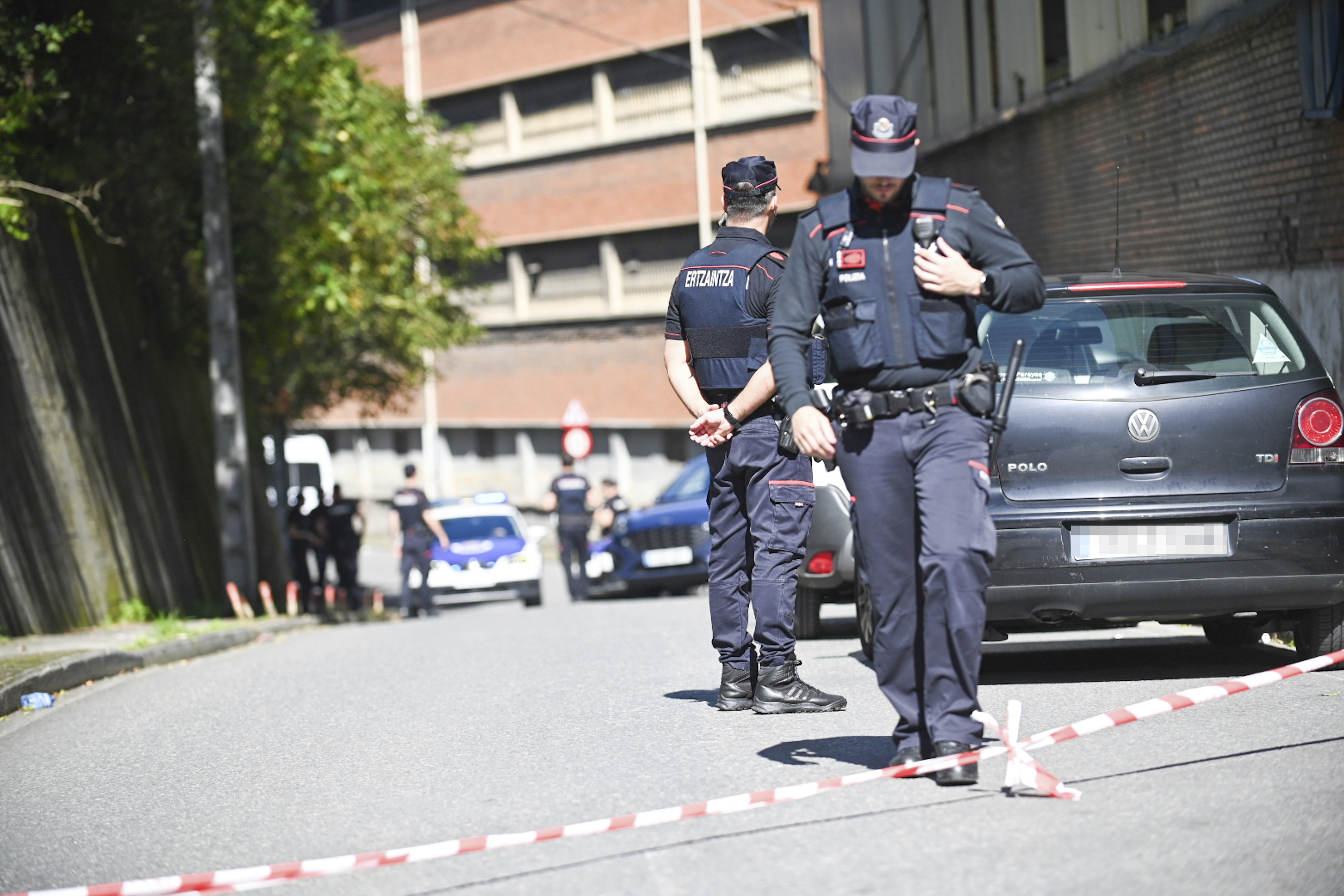 Identifican a 14 menores víctimas de agresiones sexuales por parte del responsable de una tienda de golosinas en San Sebastián