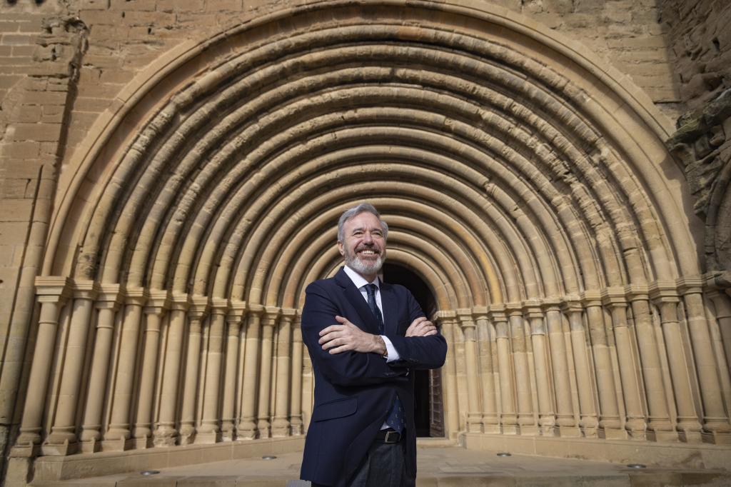 24 horas en la campaña de Azcón: "En las elecciones de Aragón se vota cómo parar al independentismo catalán"