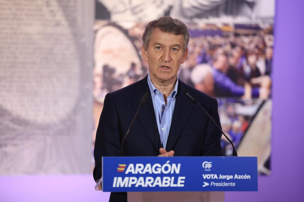 Feijóo apela a los votantes de Vox en Aragón: "El enfado no gobierna, gobiernan las mayorías"