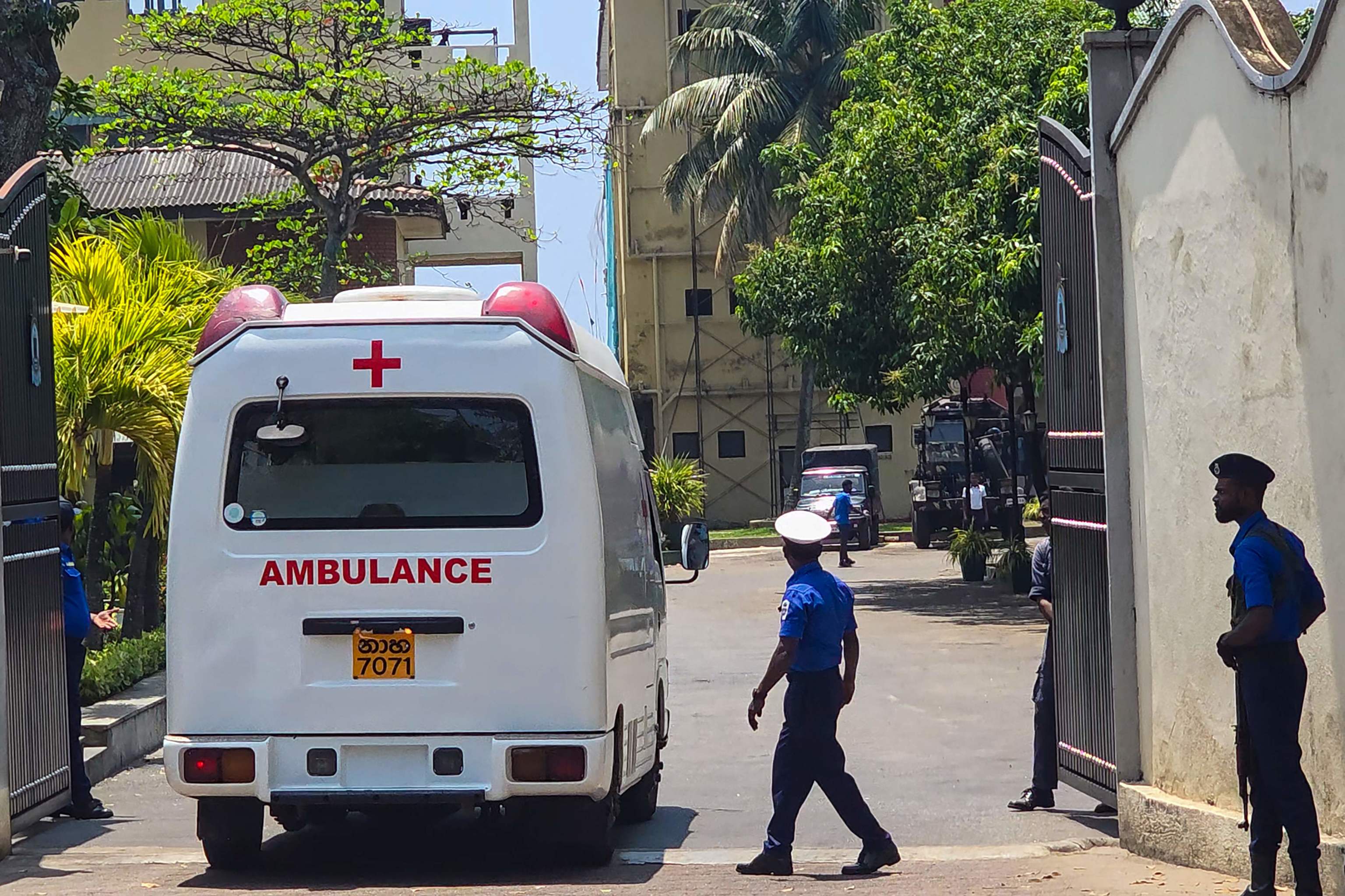Estados Unidos hunde un barco iraní en la costa de Sri Lanka con el primer ataque con torpedo desde la II Guerra Mundial: 80 muertos y decenas de desaparecidos