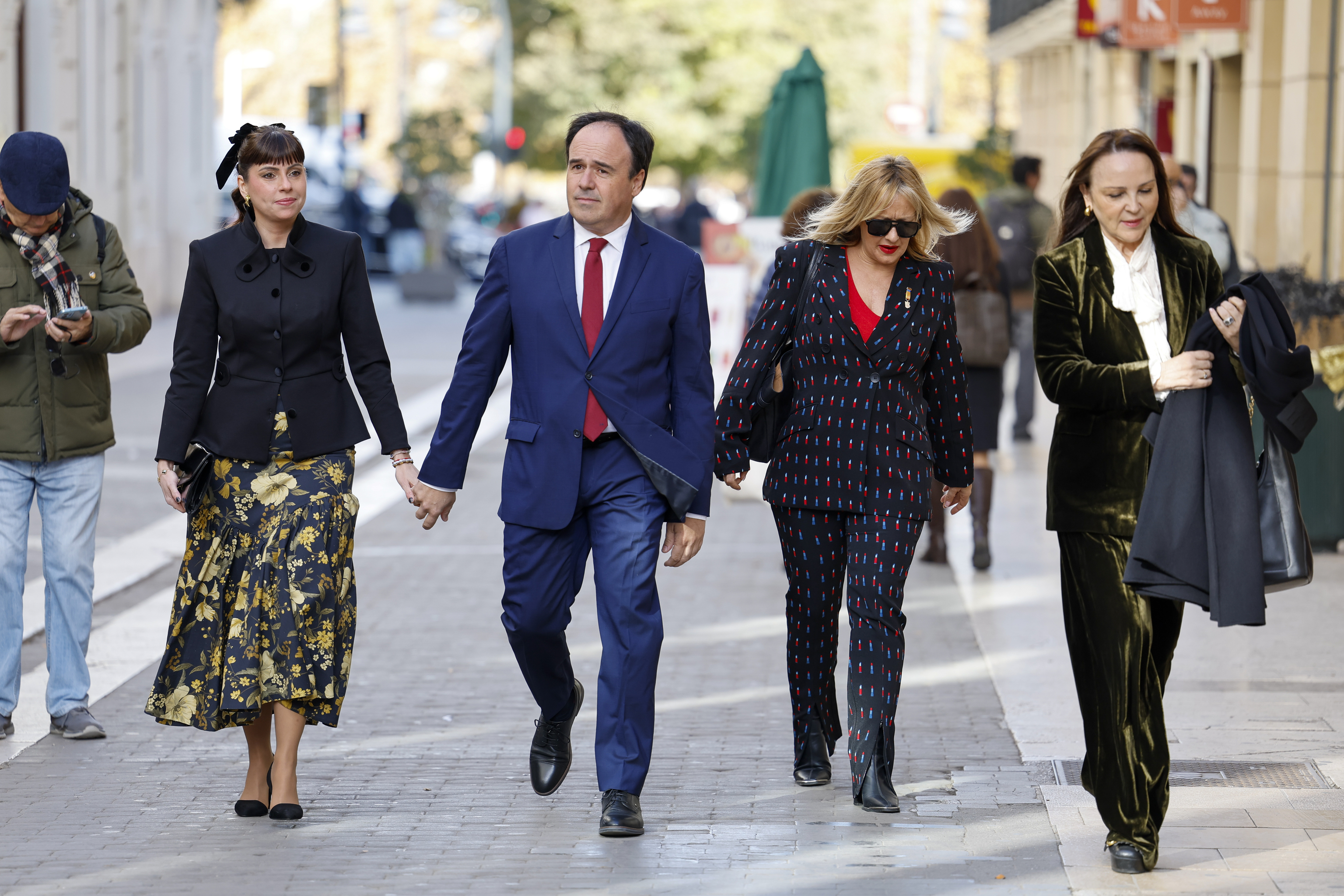 La pareja del presidente Llorca renuncia a la plaza en la Diputación de Valencia tras las acusaciones de "enchufismo"