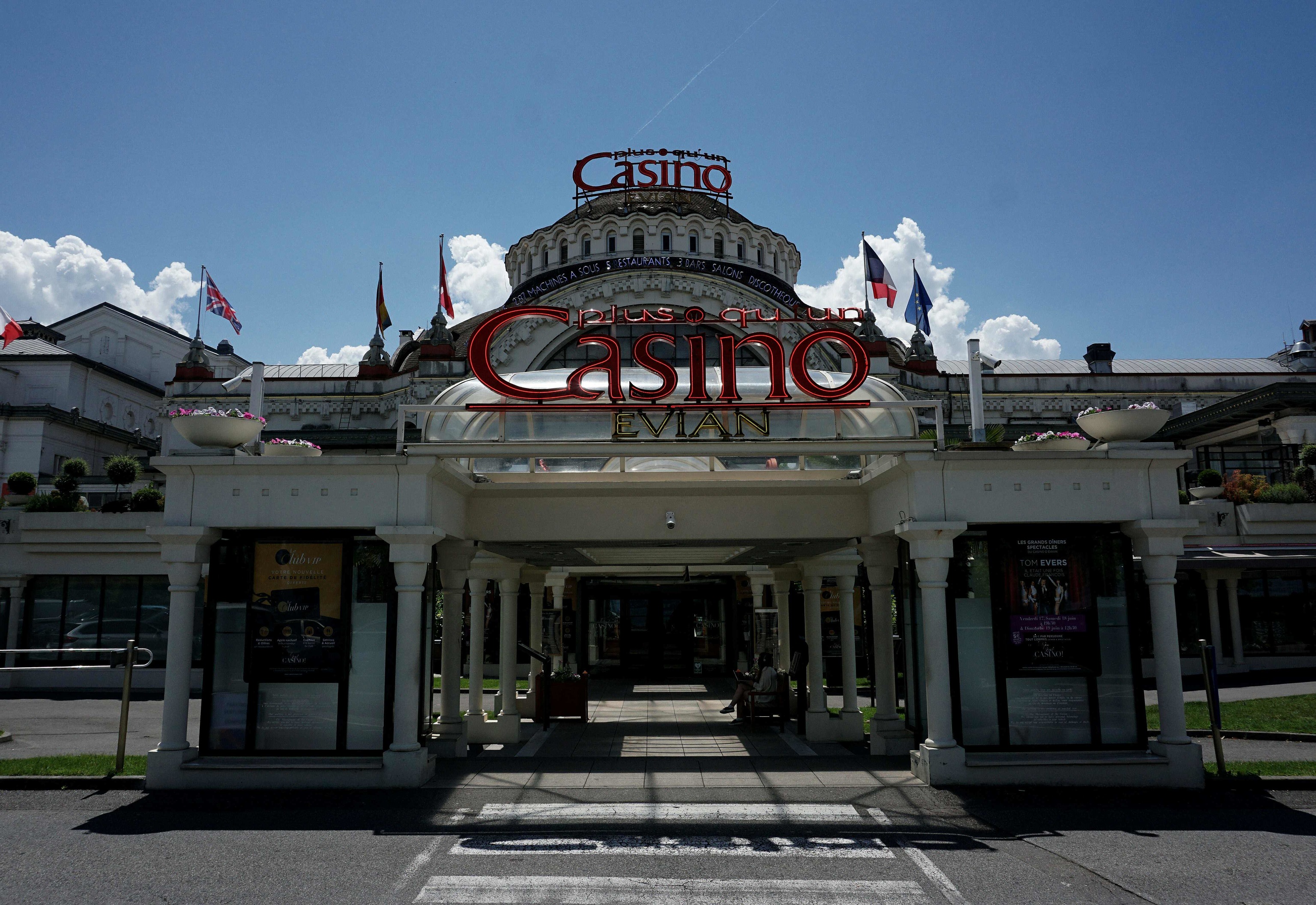 Un incendio destruye parcialmente casino histórico de Evián a dos meses de la cumbre del G7