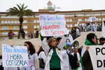 Médicos en pie de guerra: estos son los tres ministerios cómplices de la reforma de Mónica García
