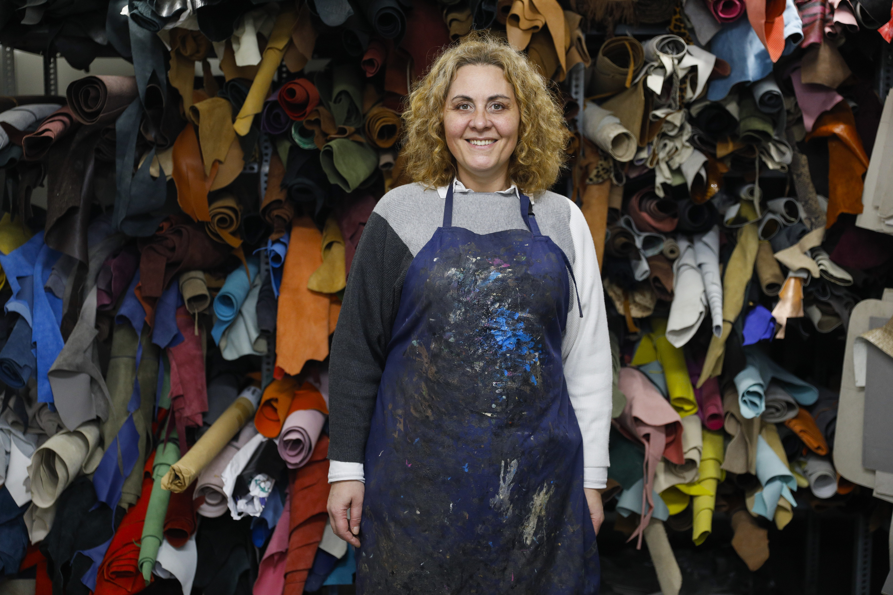 Ana Boffa, artesana: "Mis bolsos de piel, hechos a mano, cuestan entre 80 y 200 euros. Cuando te gastas miles lo que estás comprando no es un bolso, sino estatus"