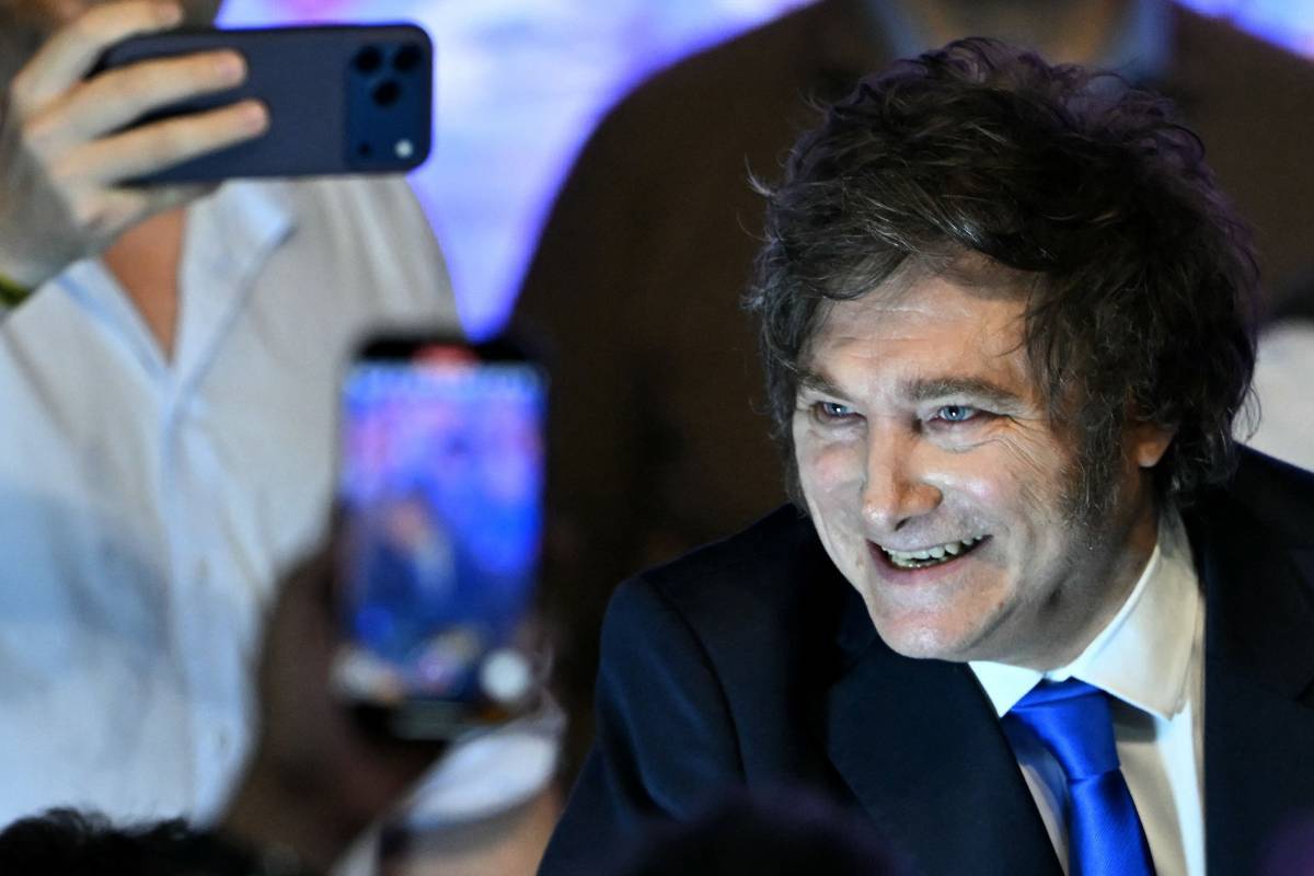 El FMI elogia al gobierno de Milei y le enviará mil millones de dólares, en medio de las crecientes tensiones económicas en Argentina