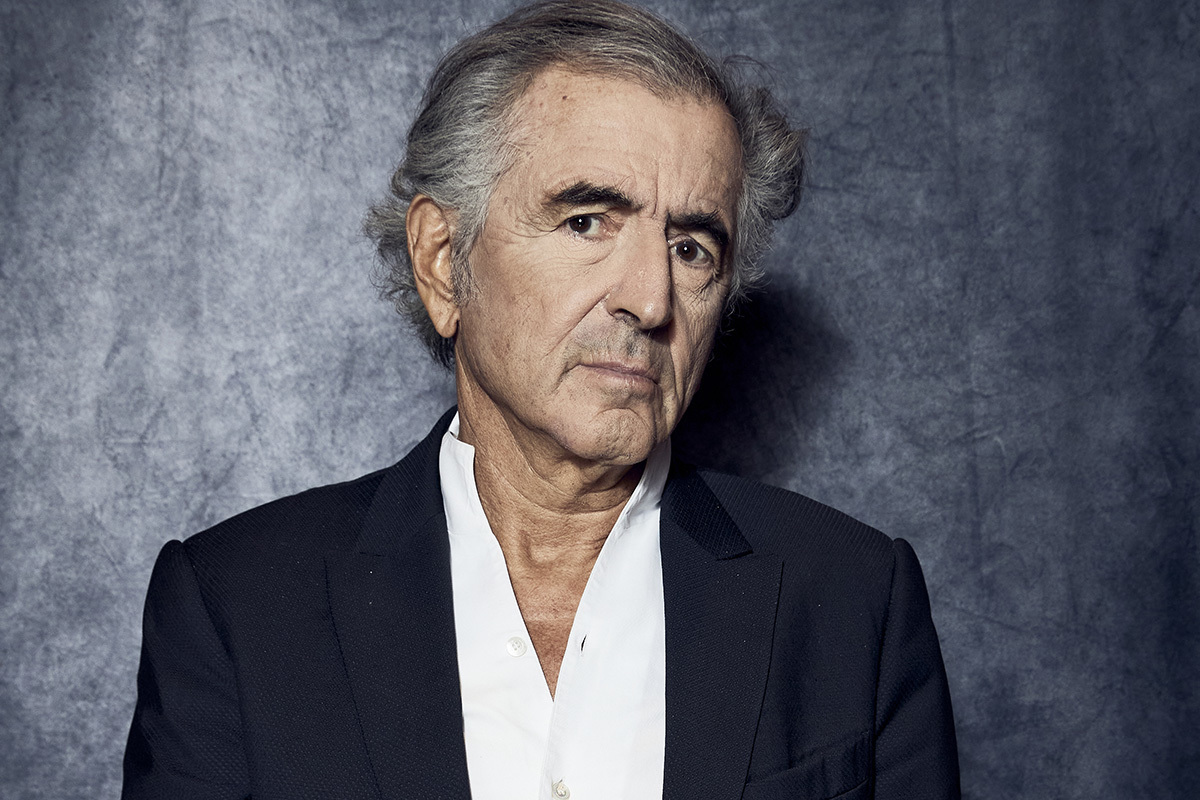 'Plante' literario en Francia: más de cien escritores se van de golpe de la editorial Grasset por el "despido" de su director general y las crecientes presiones de la ultraderecha