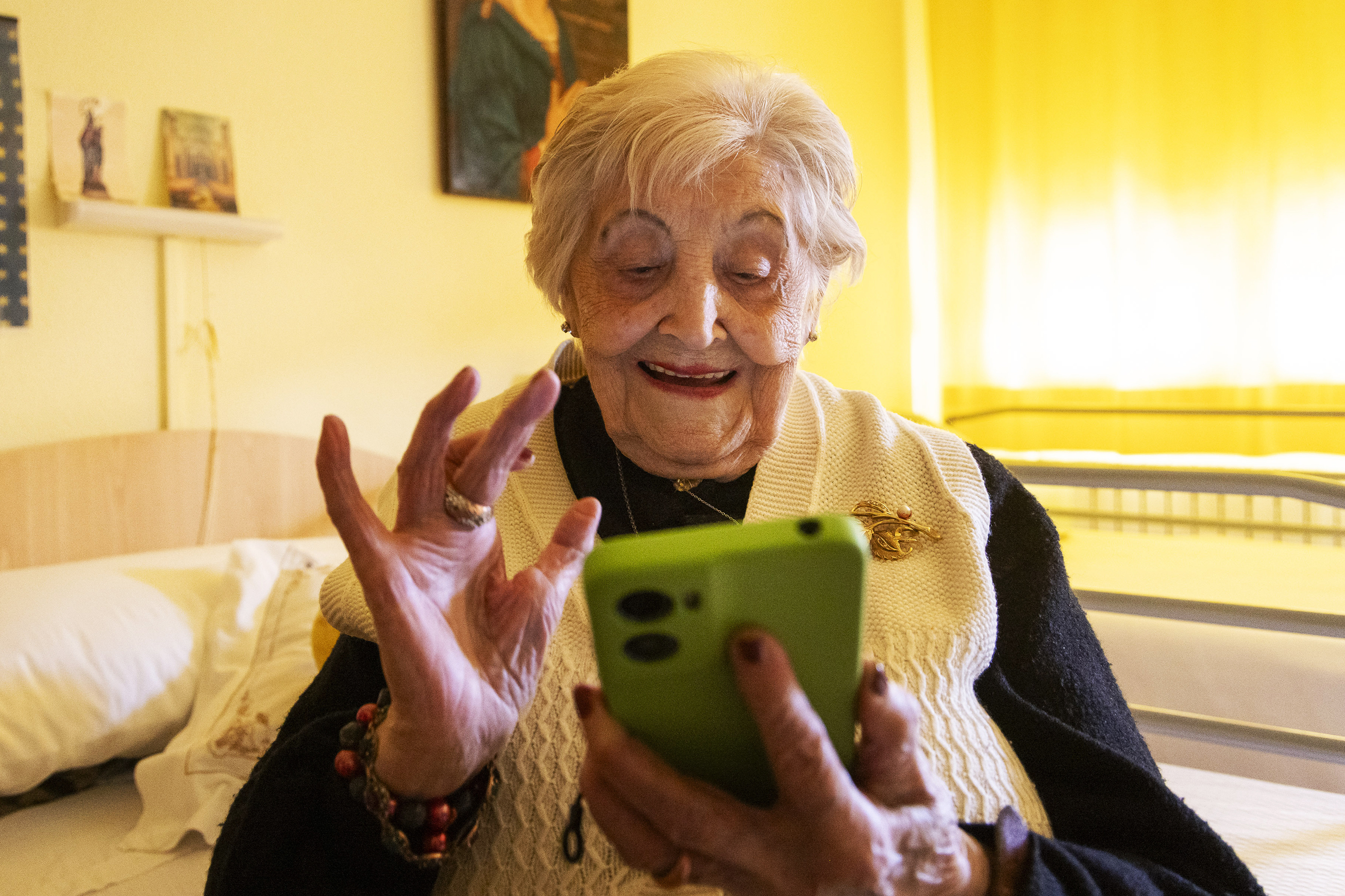 Mi primer móvil a los 100 años: 