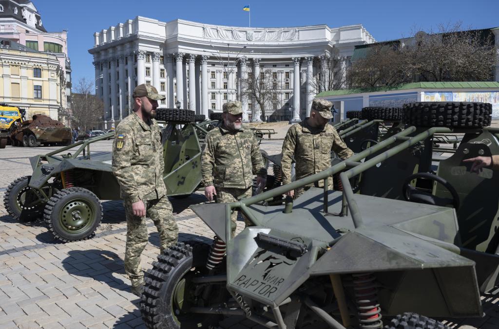 Un hombre abre fuego en Kiev y causa al menos cinco muertos y 10 heridos