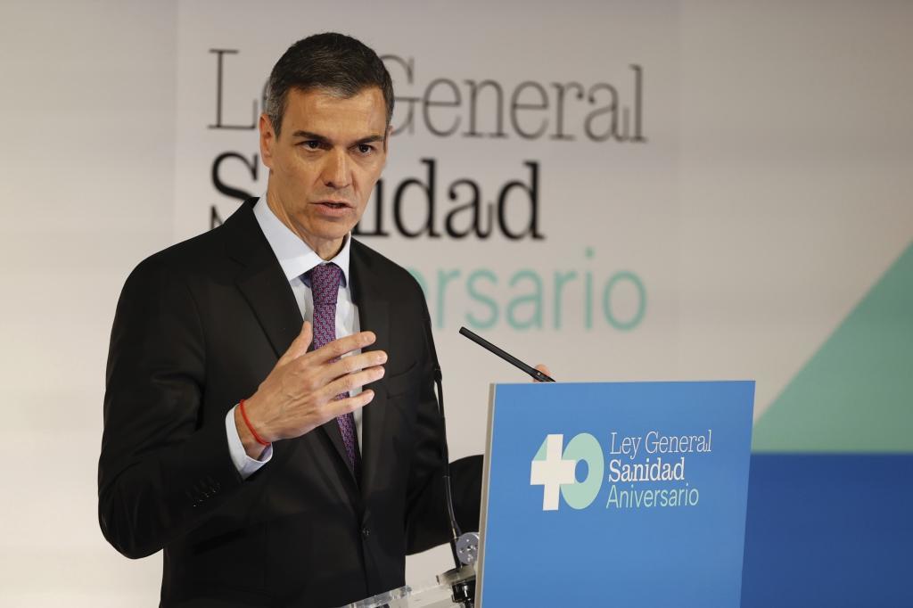 CIS i Tezanos skjuter PSOE 13 poäng över PP medan Sumar, Podemos och Vox faller