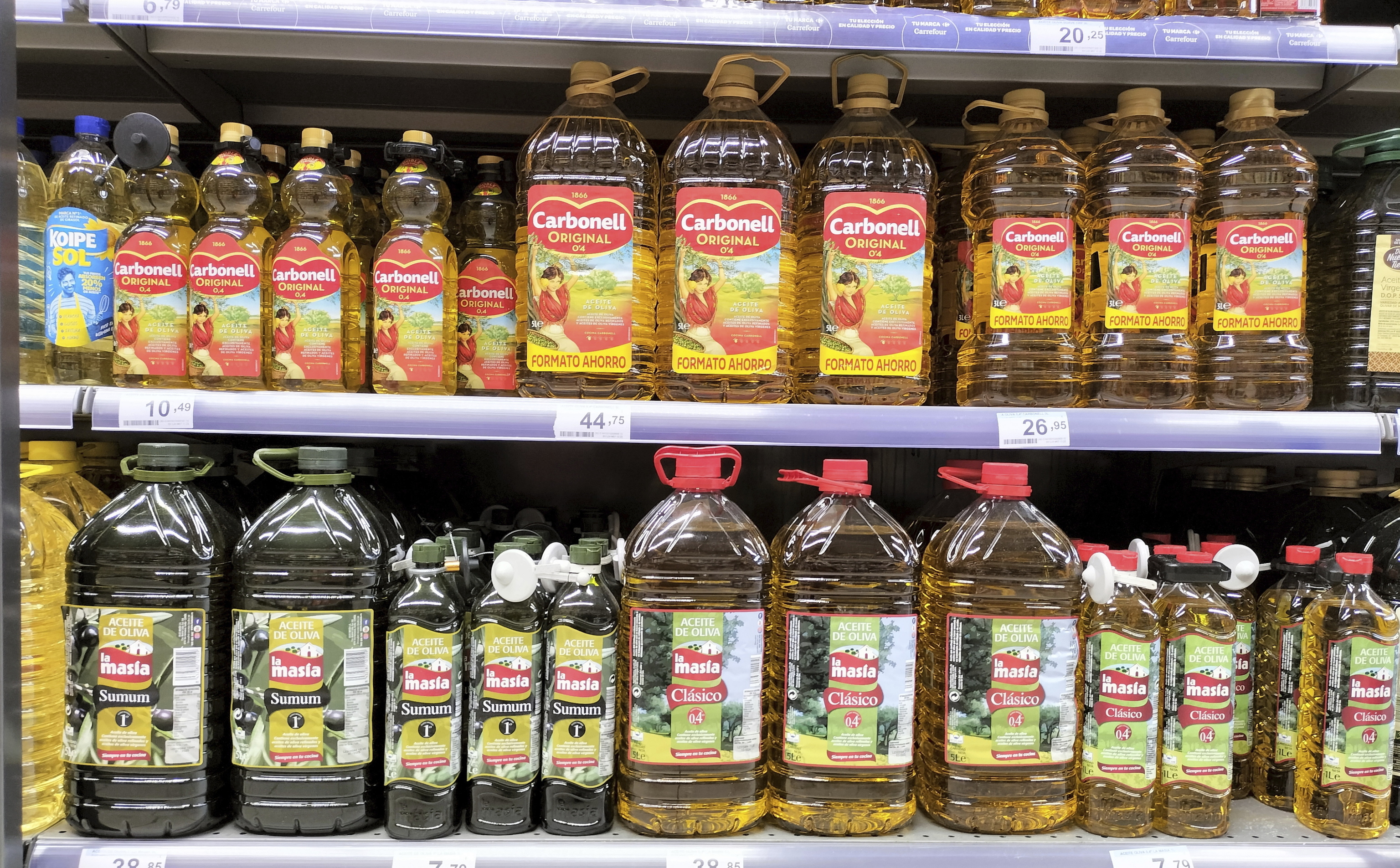 Precio del aceite de oliva virgen extra desde hoy, lunes, 19 de octubre de 2026, en los supermercados: cuánto cuesta en Mercadona, Carrefour o Alcampo