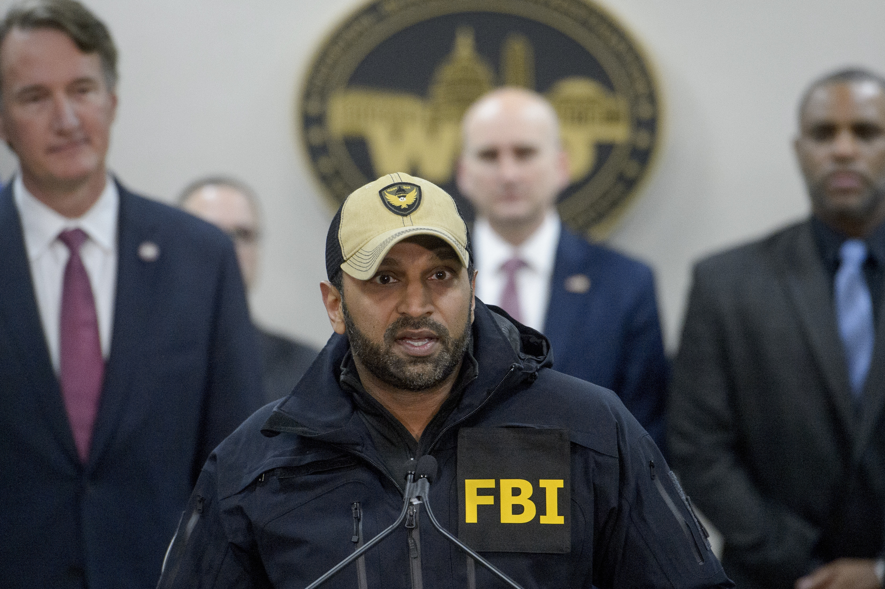 El director del FBI demanda a The Atlantic por un artículo en el que le acusan de «embriaguez evidente y ausencias inexplicadas»