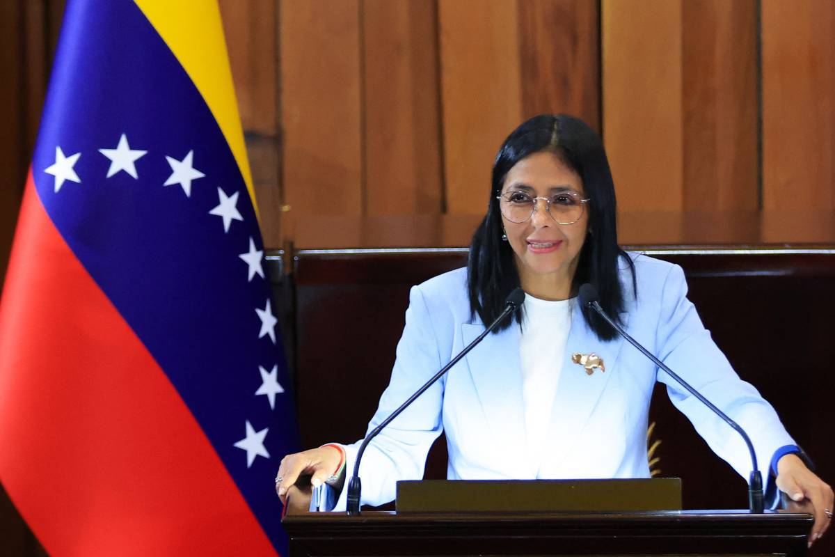 Delcy Rodríguez da por terminada la Ley de Amnistía con casi 500 prisioneros políticos en las cárceles chavistas