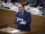 Vox enreda al PP valenciano con la "prioridad nacional" en plena negociación de los primeros presupuestos de Llorca
