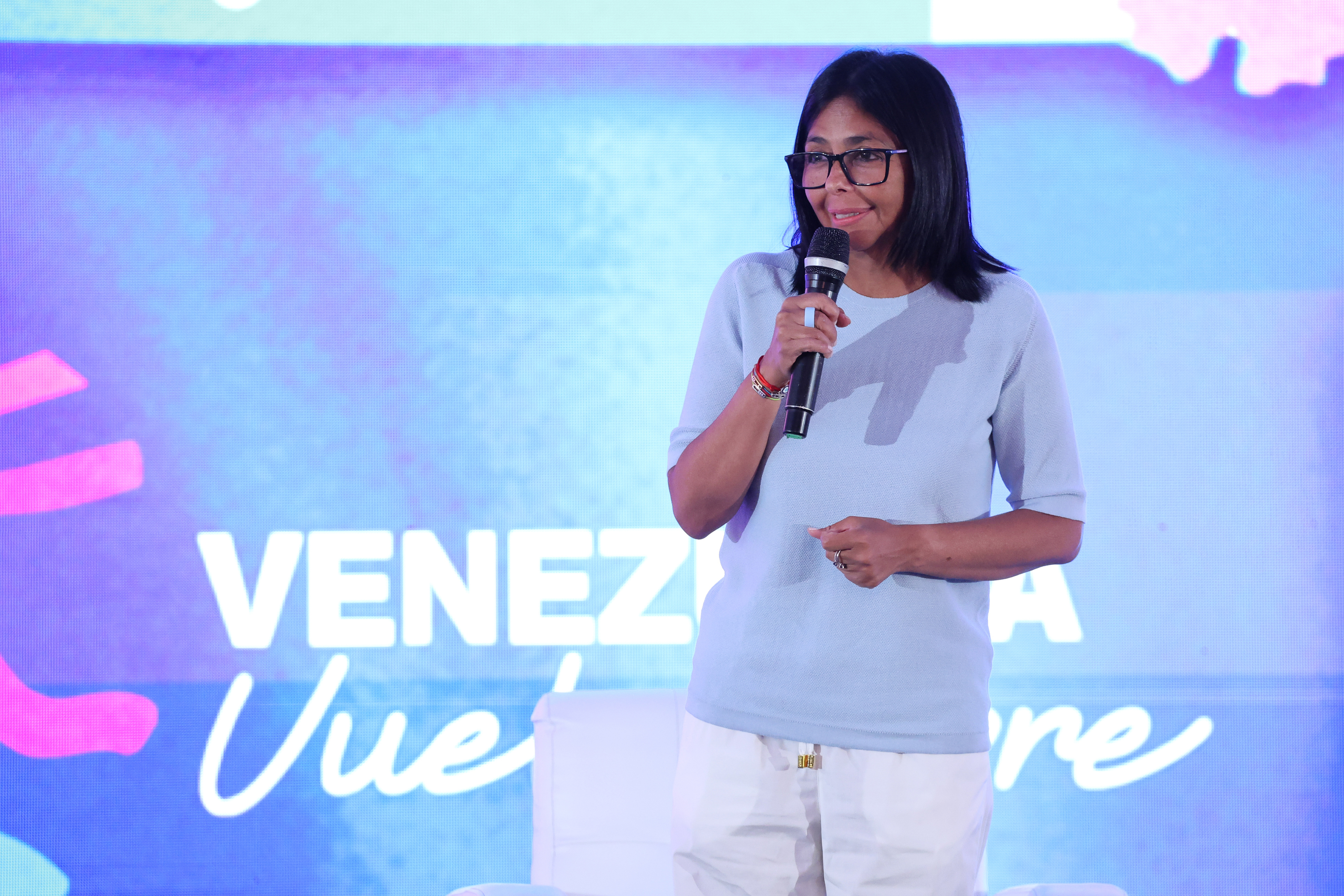 Delcy viola la Constitución para enterrar la Ley de Amnistía