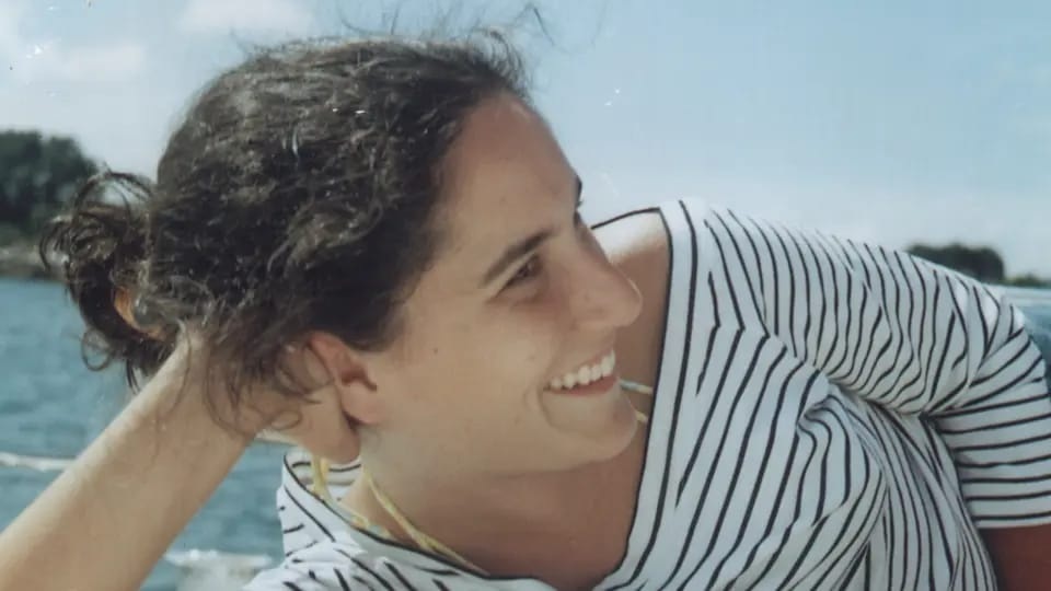 La "mano negra" que mantiene enterrada la verdad del asesinato de Déborah Fernández 24 años después: "Alguien evitó que se supiera desde el primer día"