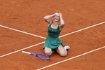 Kostyuk reivindica el orgullo de Ucrania y gana el título en Madrid ante la rusa Andreeva