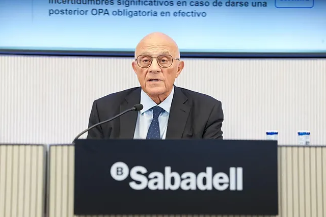 Banco Sabadell baja su ritmo de crecimiento: gana 347 millones en el primer trimestre de 2026, un 29,1% menos por la caída de intereses y un aumento de costes