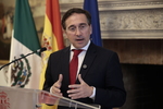 Albares se salta la tercera toma de posesión consecutiva pese al necesario impulso de la cumbre Iberoamericana en Madrid