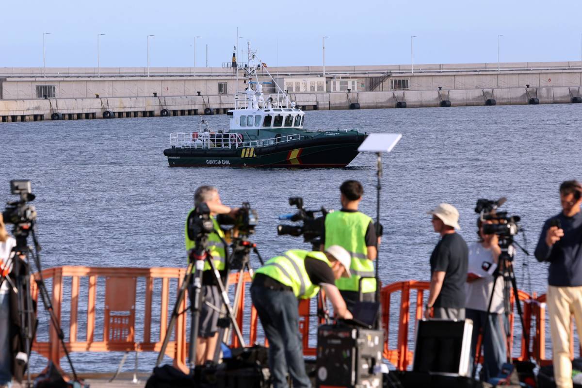 Canarias bloquea el desembarco: o dura sólo 24 horas, o no se hará
