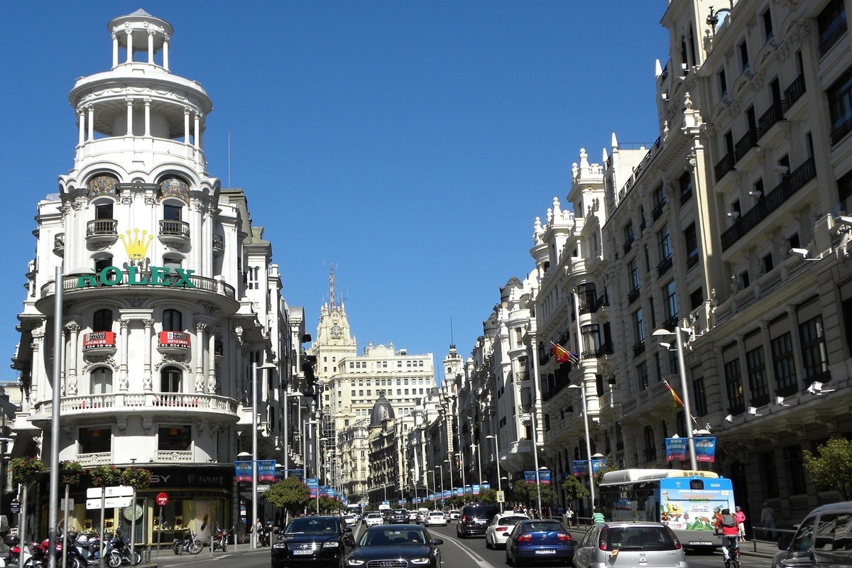 Hola a las Ayudas Cambia 360: el Ayuntamiento de Madrid confirma subvenciones de hasta 14.000 euros para comprar estos vehículos