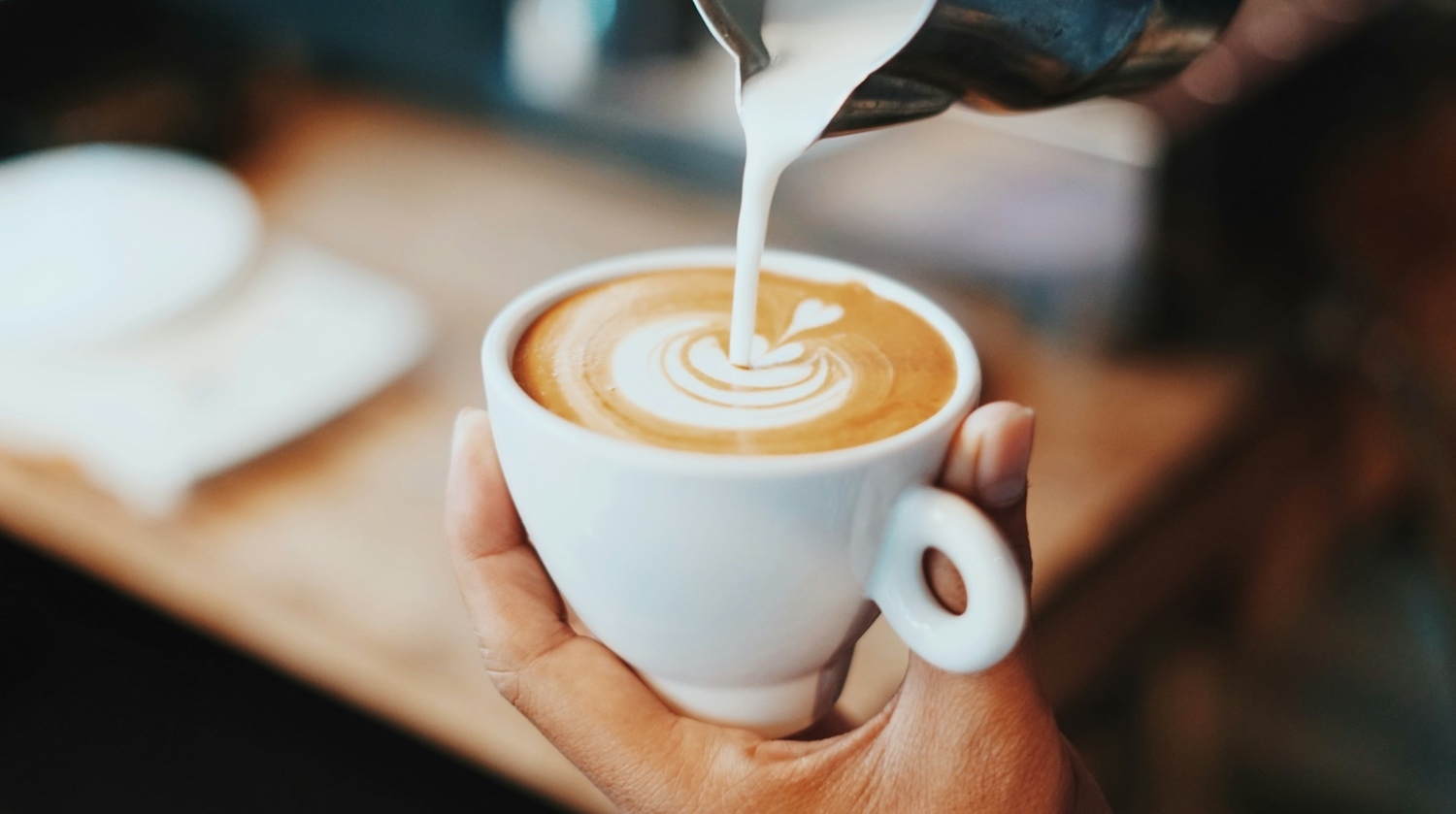 El café de Málaga que casi tiene un 5 en Google y presume de Solete Repsol: especialidad, brunch y colas a diario