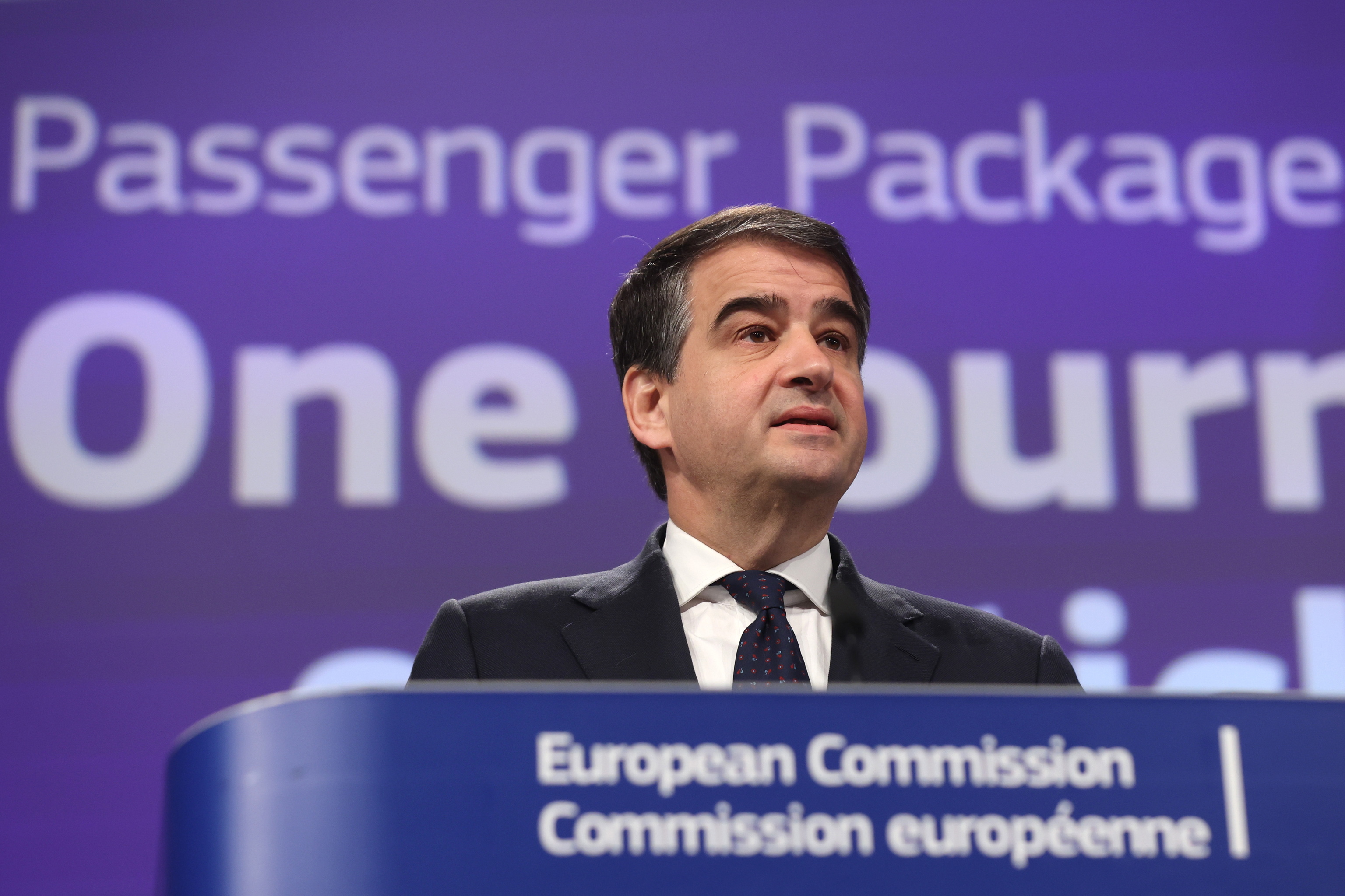 Bruselas defiende a España ante la presión de Berlín por el uso de fondos UE para pagar pensiones: 