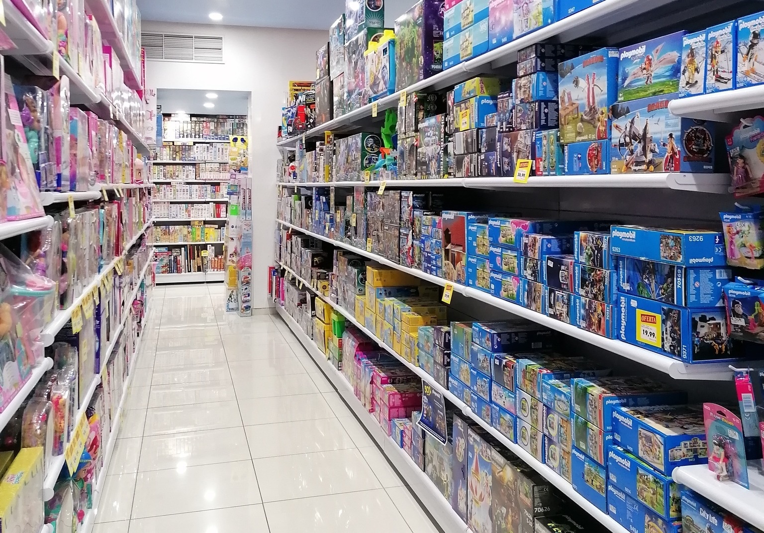 Cierre histórico en Málaga: adiós a una de las jugueterías míticas de la ciudad