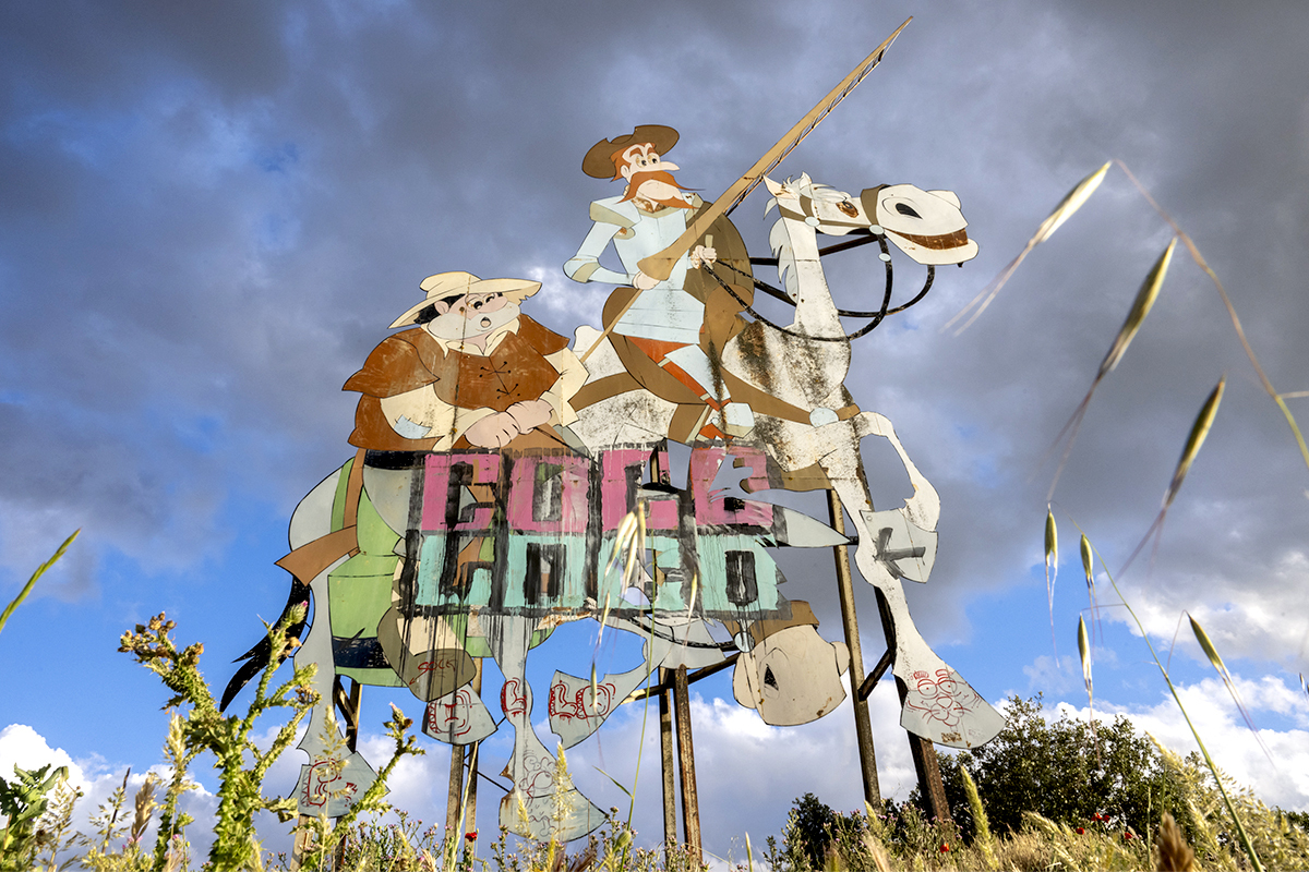 El Reino de Don Quijote: 6.500 millones de humo y carteles oxidados donde debían estar Las Vegas de La Mancha
